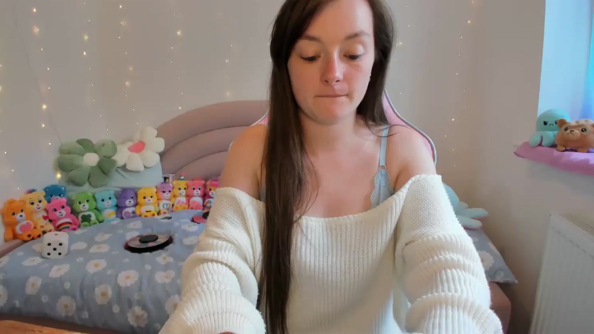 Gallery image thumbnail from JessieBear_'s myfreecams stream on, 08/20/2024, 13:58 image 14 of 20