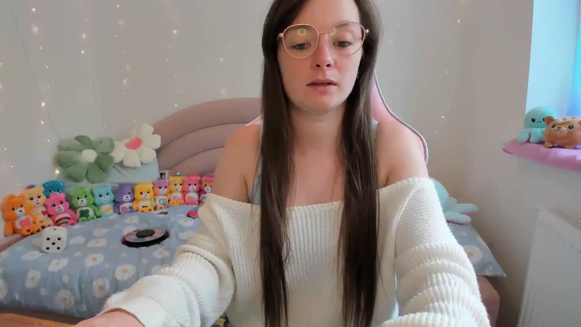 Gallery image thumbnail from JessieBear_'s myfreecams stream on, 08/20/2024, 14:13 image 3 of 20