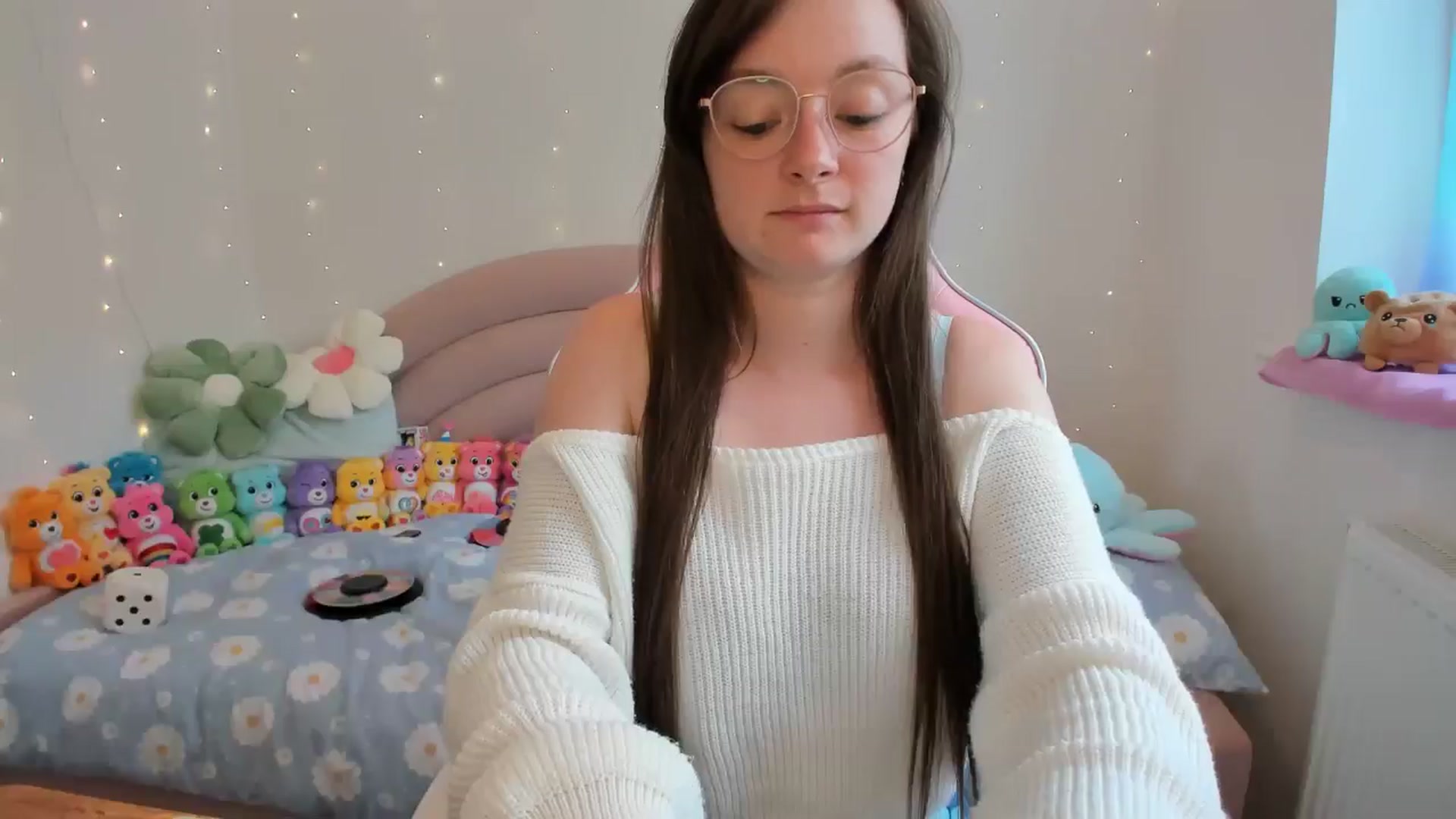 Gallery image thumbnail from JessieBear_'s myfreecams stream on, 08/20/2024, 16:09 image 2 of 20