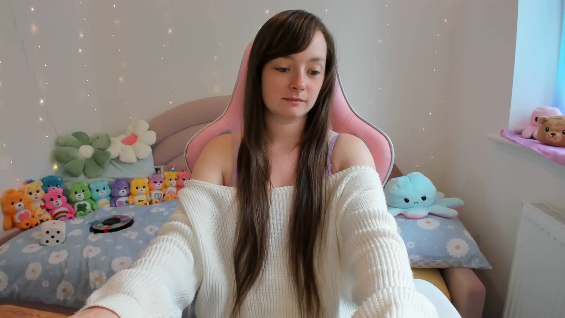 Gallery image thumbnail from JessieBear_'s myfreecams stream on, 08/22/2024, 13:52 image 3 of 20