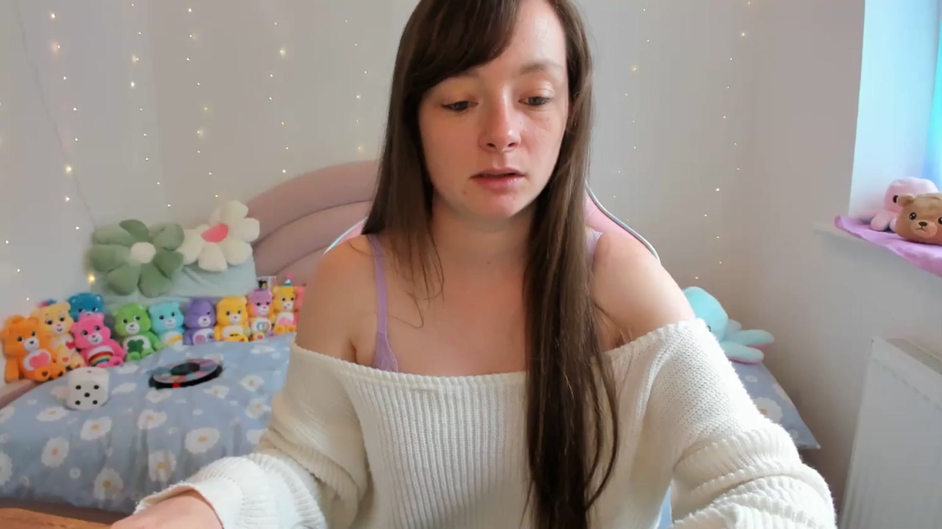 Gallery image thumbnail from JessieBear_'s myfreecams stream on, 08/22/2024, 13:52 image 19 of 20