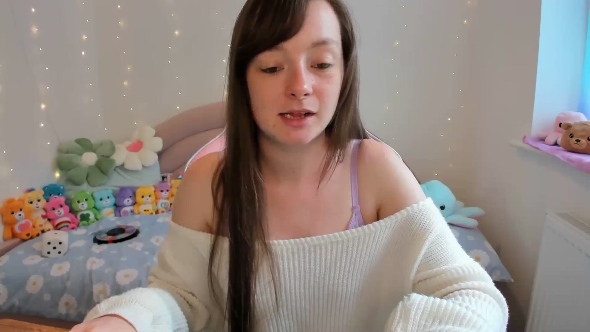 Gallery image thumbnail from JessieBear_'s myfreecams stream on, 08/22/2024, 13:52 image 10 of 20