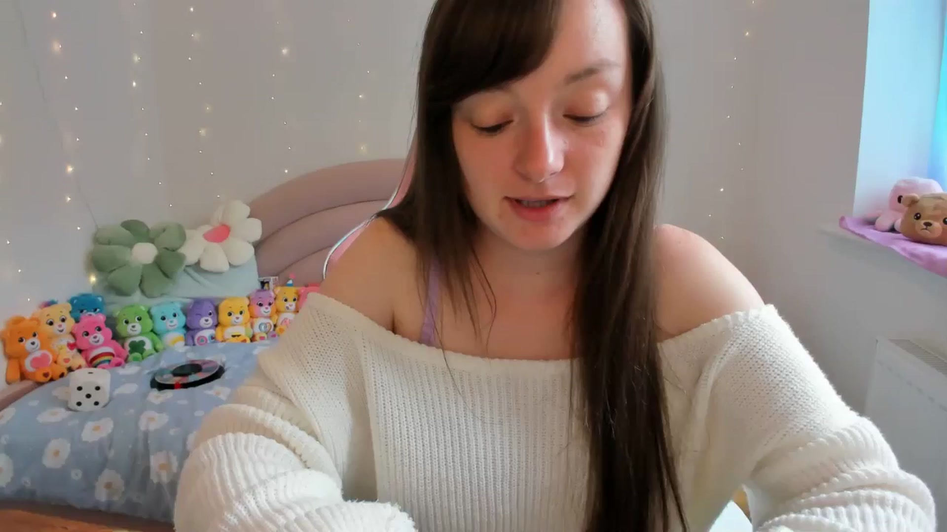 Gallery image thumbnail from JessieBear_'s myfreecams stream on, 08/22/2024, 14:03 image 1 of 20