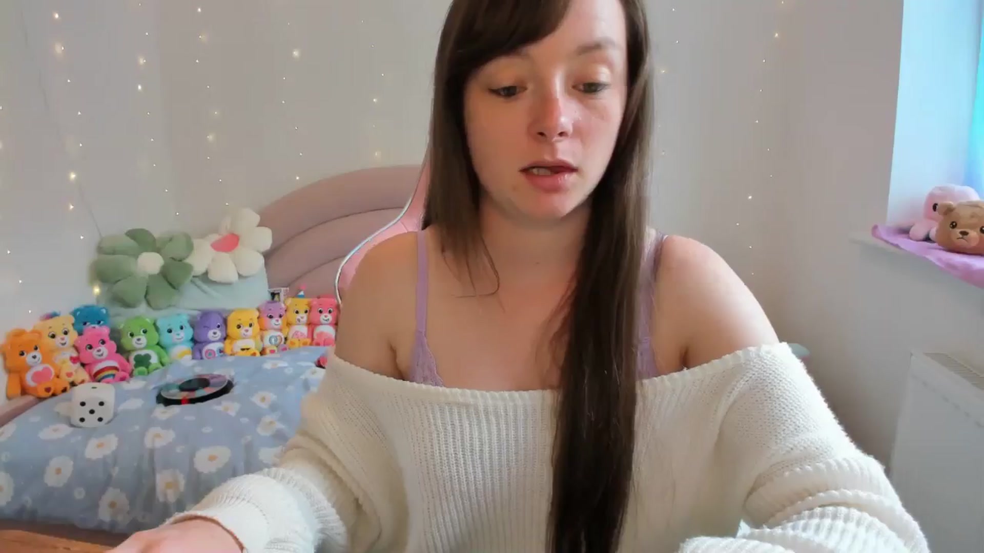 Gallery image thumbnail from JessieBear_'s myfreecams stream on, 08/22/2024, 14:03 image 20 of 20