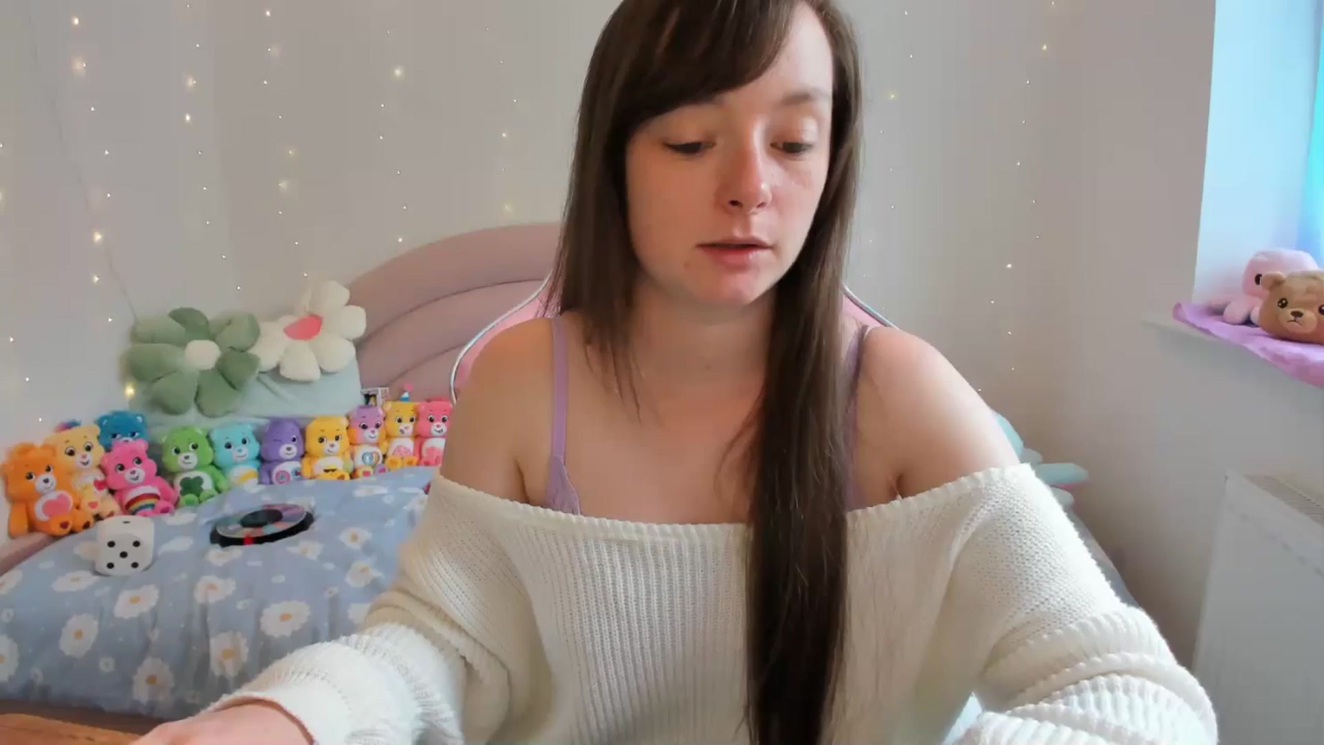 Gallery image thumbnail from JessieBear_'s myfreecams stream on, 08/22/2024, 14:03 image 18 of 20