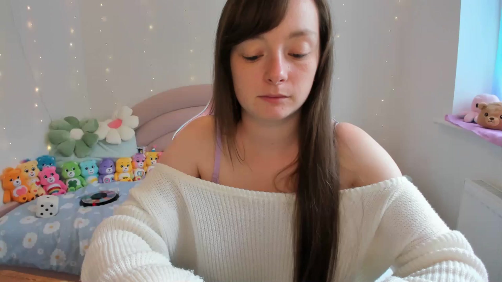 Gallery image thumbnail from JessieBear_'s myfreecams stream on, 08/22/2024, 14:03 image 17 of 20