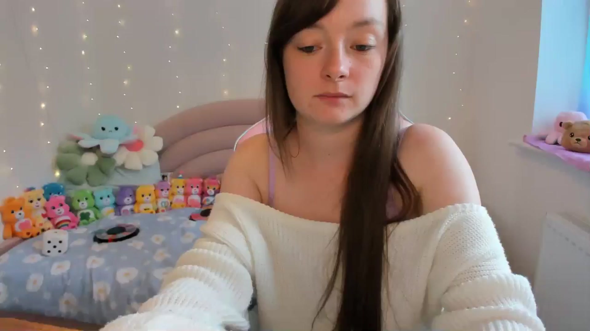 Gallery image thumbnail from JessieBear_'s myfreecams stream on, 08/22/2024, 15:35 image 17 of 20