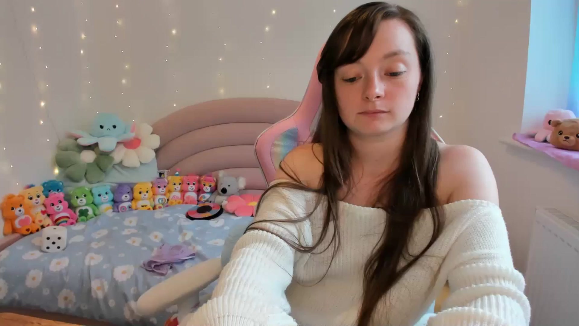 Gallery image thumbnail from JessieBear_'s myfreecams stream on, 08/22/2024, 17:01 image 5 of 20