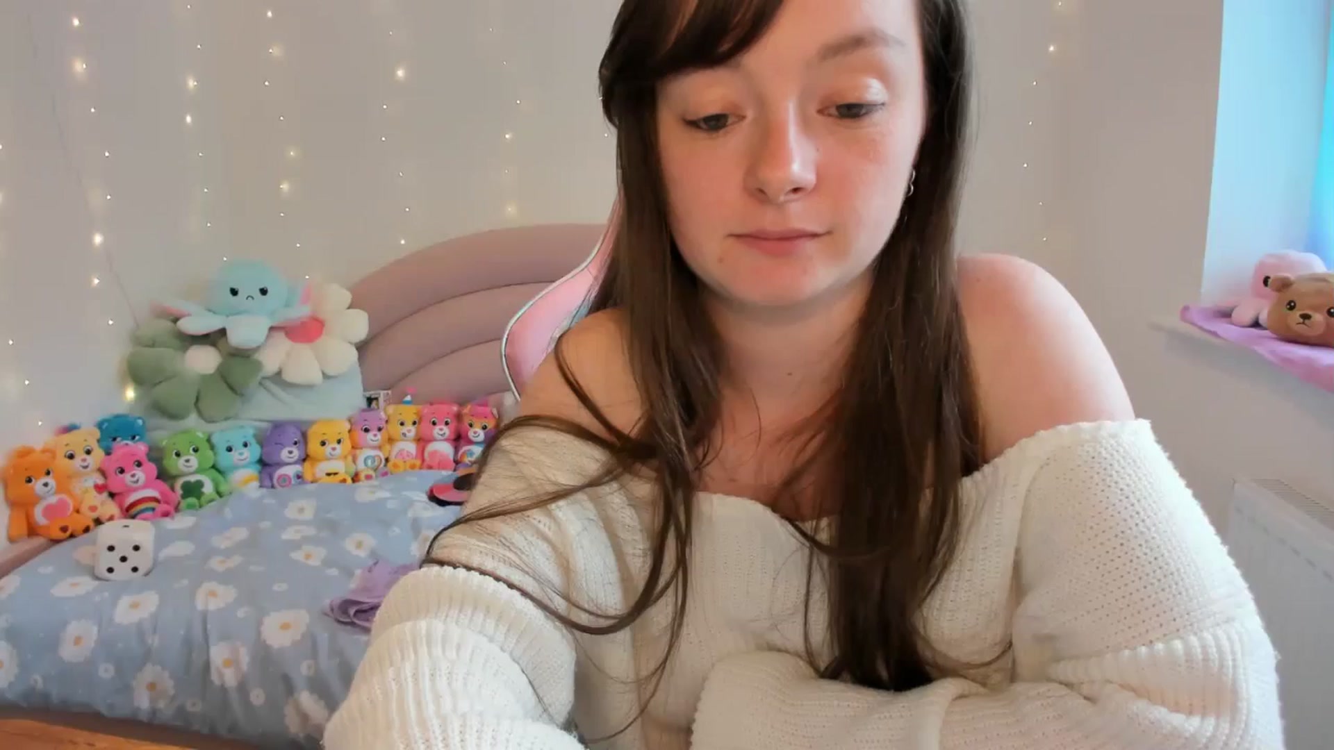 Gallery image thumbnail from JessieBear_'s myfreecams stream on, 08/22/2024, 17:01 image 2 of 20