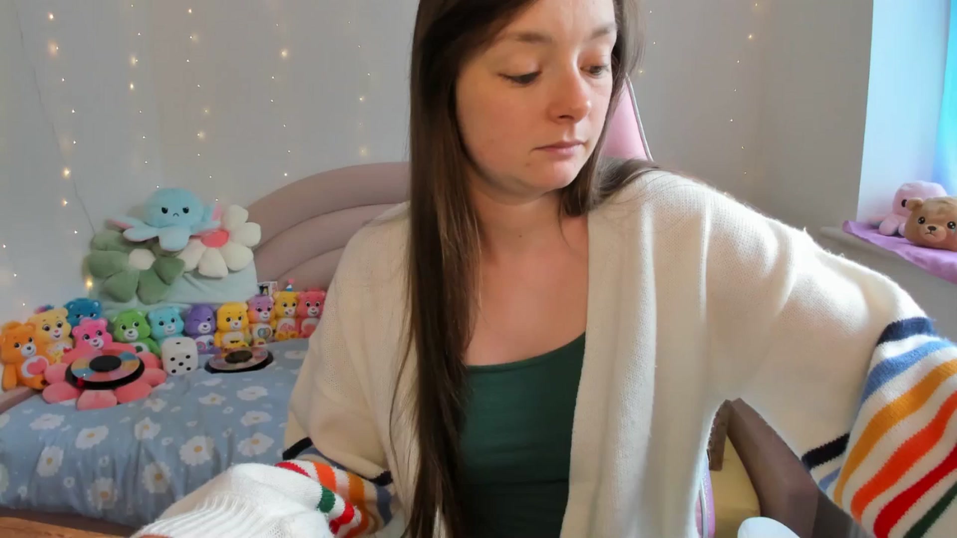 Gallery image thumbnail from JessieBear_'s myfreecams stream on, 08/23/2024, 13:40 image 4 of 20