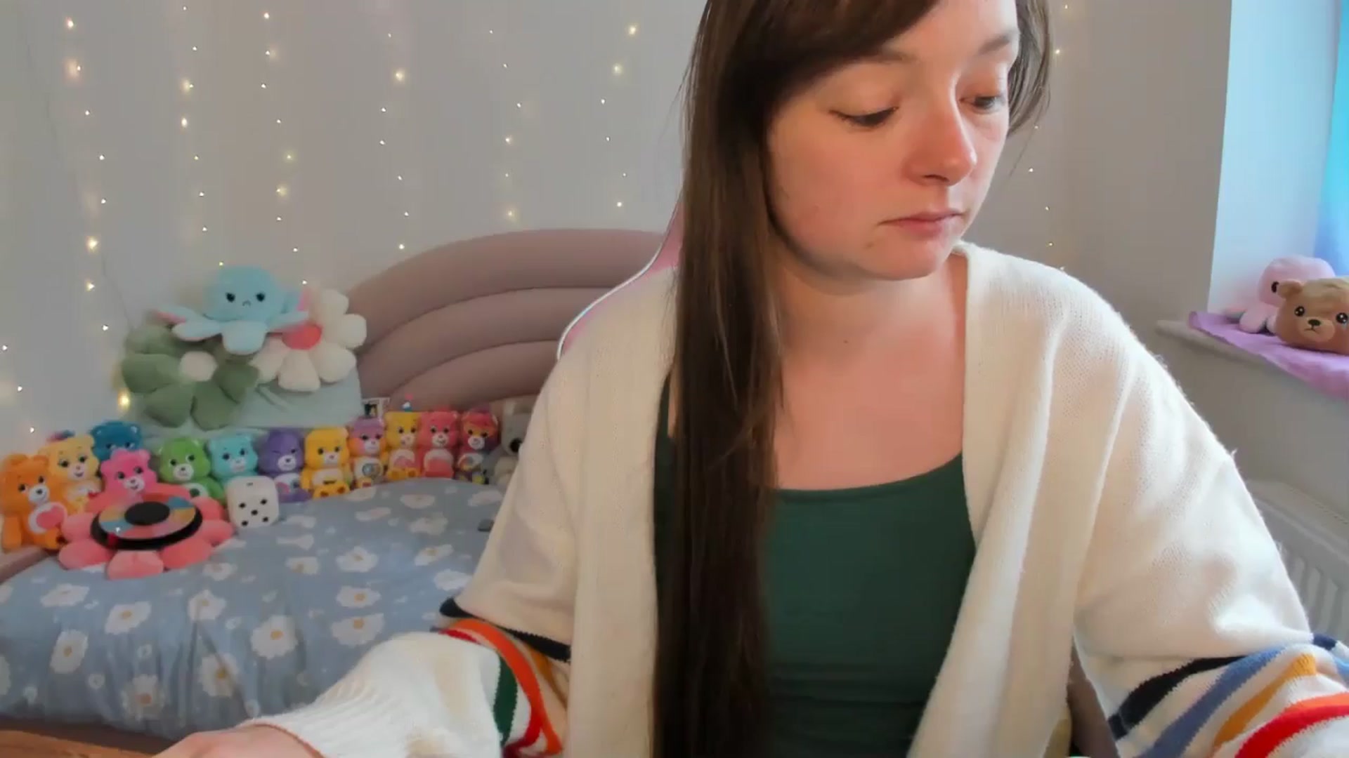 Gallery image thumbnail from JessieBear_'s myfreecams stream on, 08/23/2024, 13:40 image 17 of 20