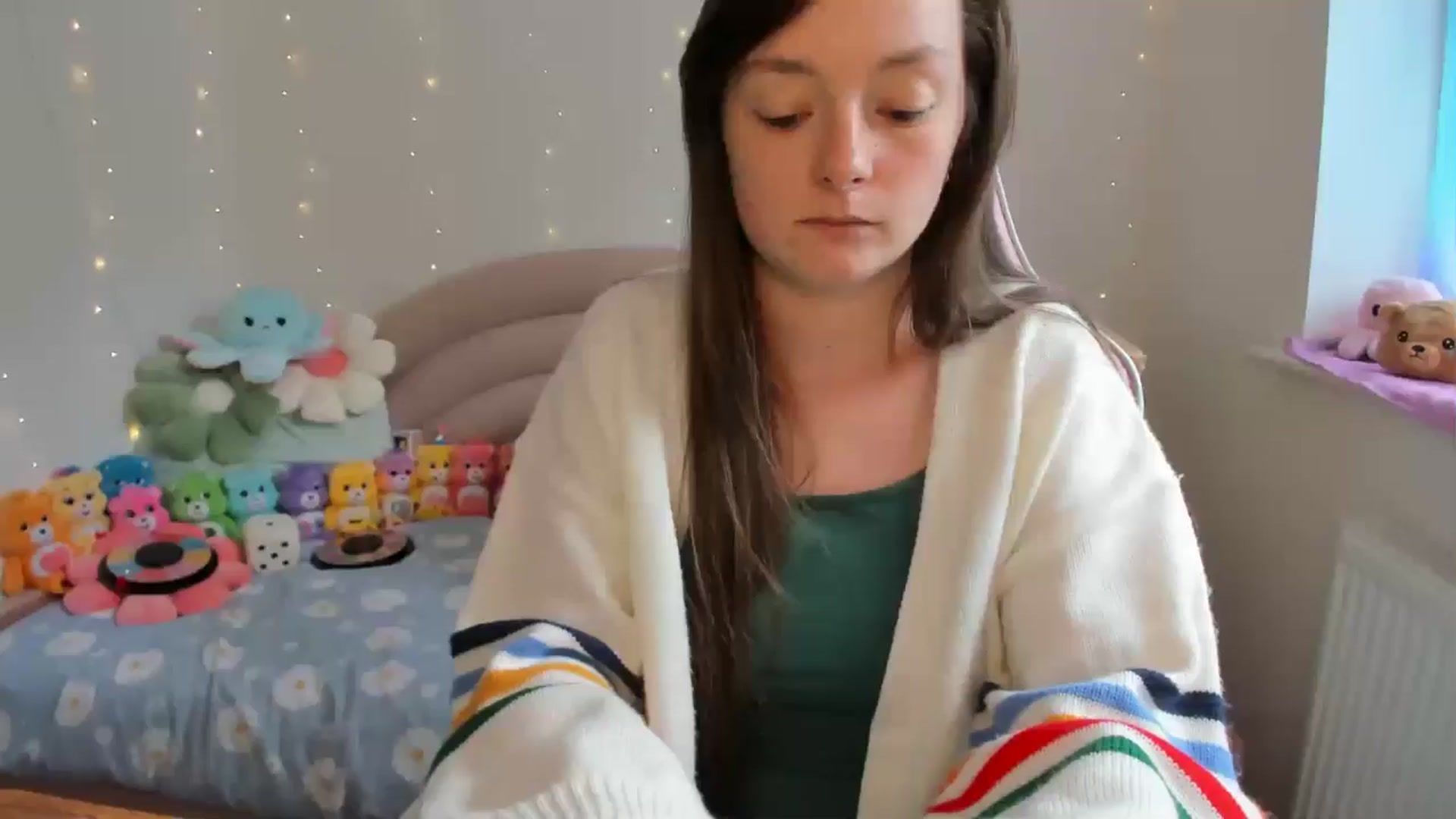 Gallery image thumbnail from JessieBear_'s myfreecams stream on, 08/23/2024, 13:40 image 9 of 20