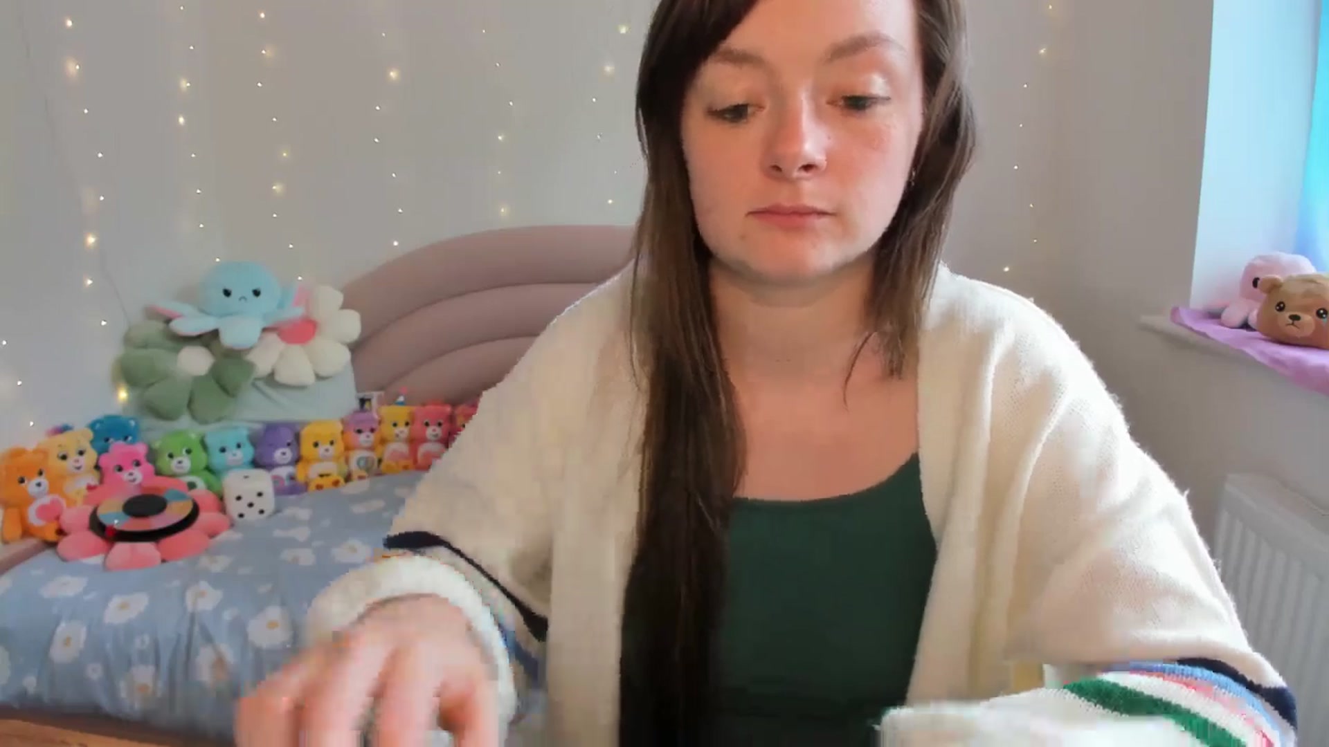 Gallery image thumbnail from JessieBear_'s myfreecams stream on, 08/23/2024, 14:18 image 17 of 20