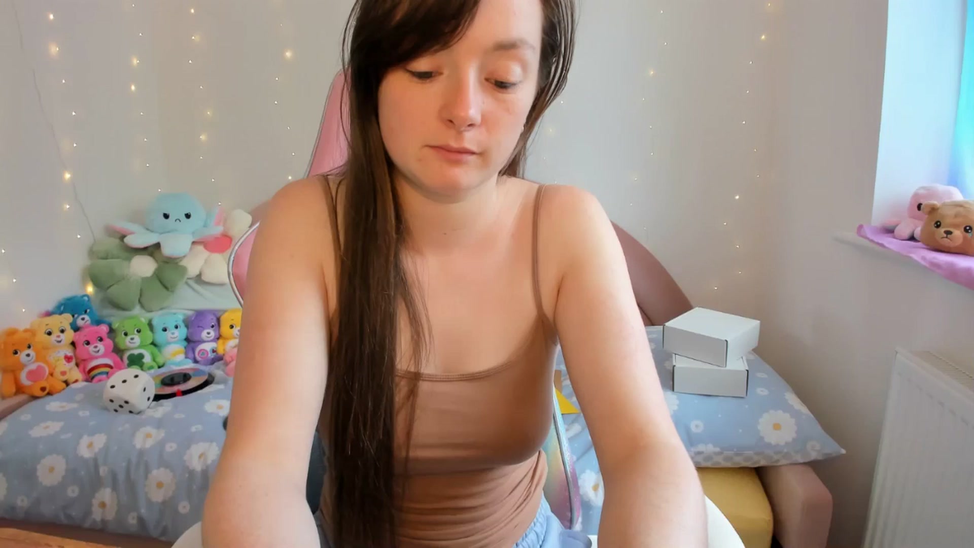 Gallery image thumbnail from JessieBear_'s myfreecams stream on, 08/29/2024, 14:54 image 8 of 20
