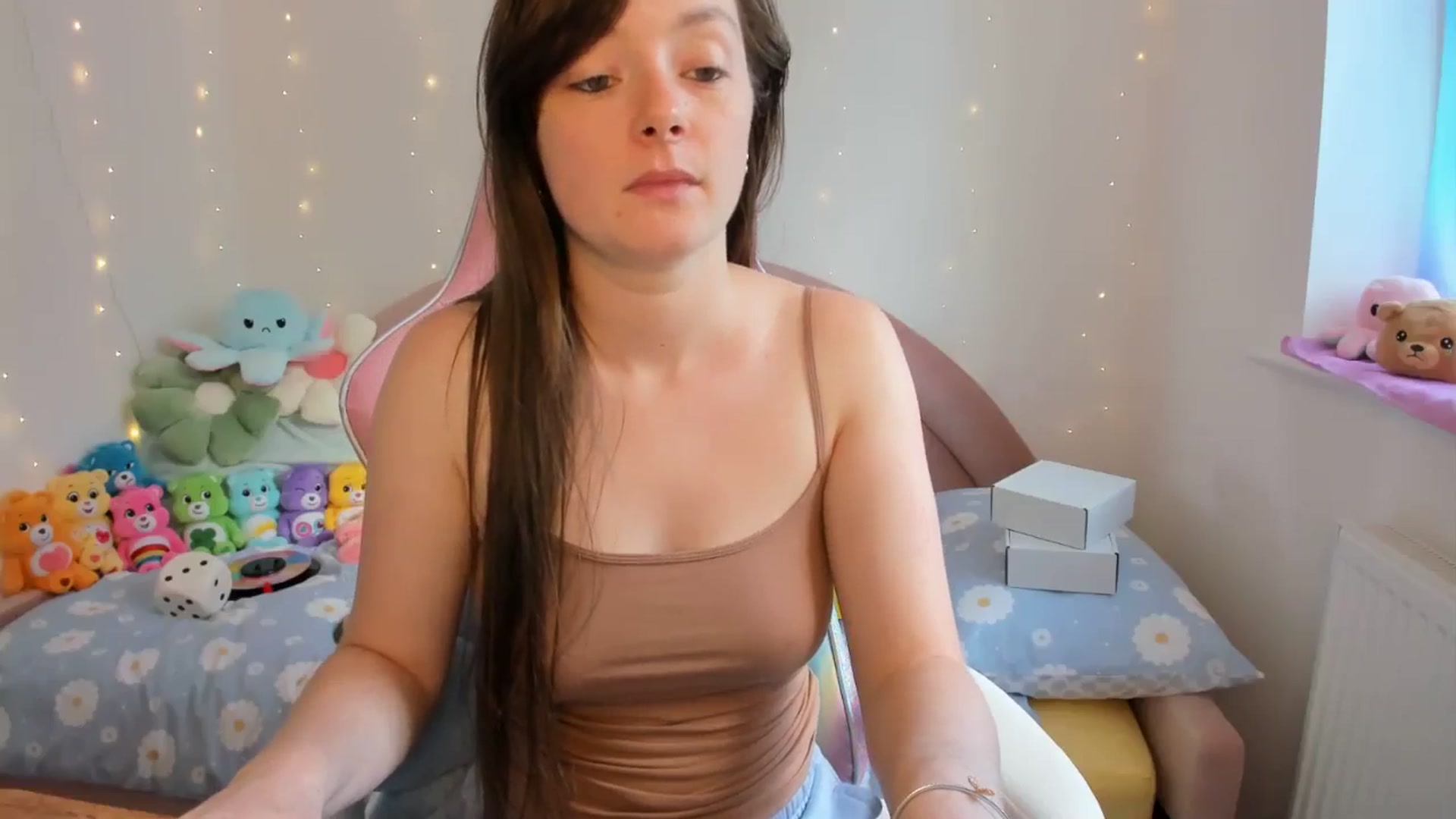 Gallery image thumbnail from JessieBear_'s myfreecams stream on, 08/29/2024, 14:54 image 11 of 20