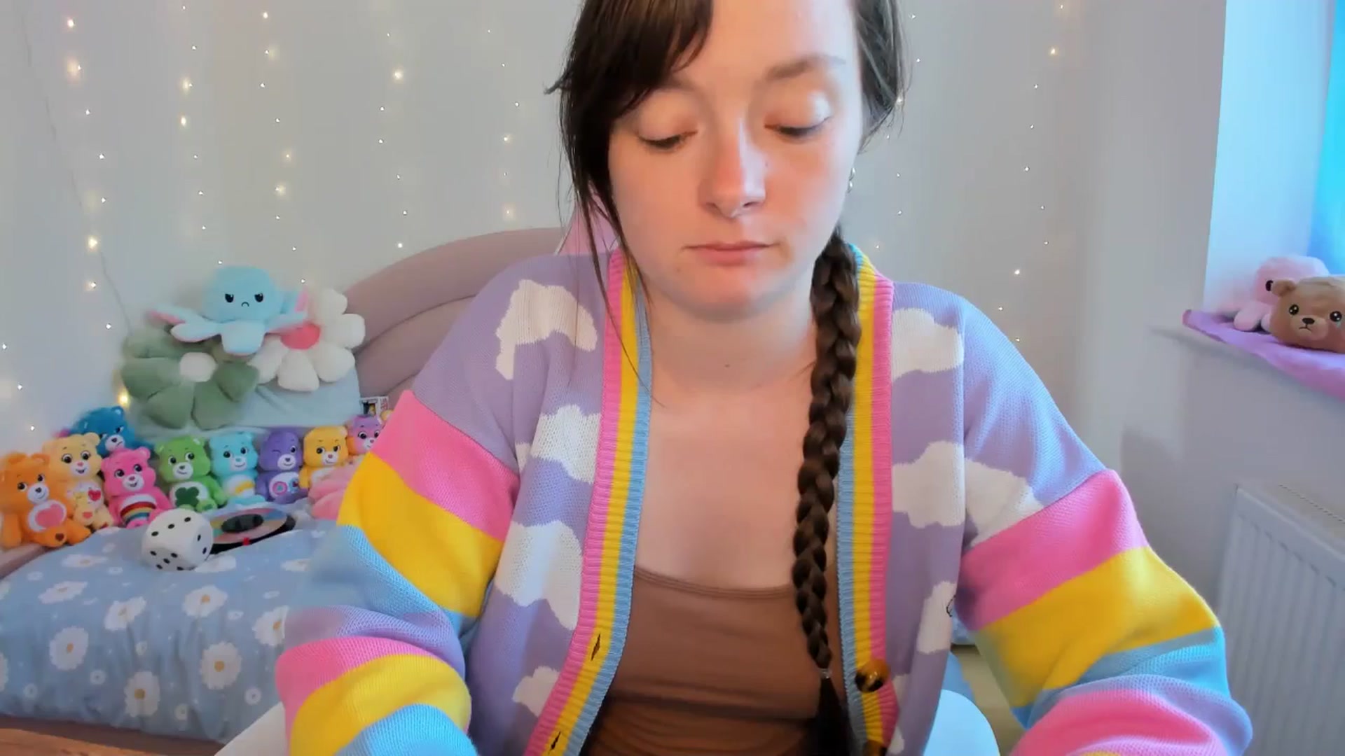 Gallery image thumbnail from JessieBear_'s myfreecams stream on, 08/29/2024, 16:27 image 11 of 20