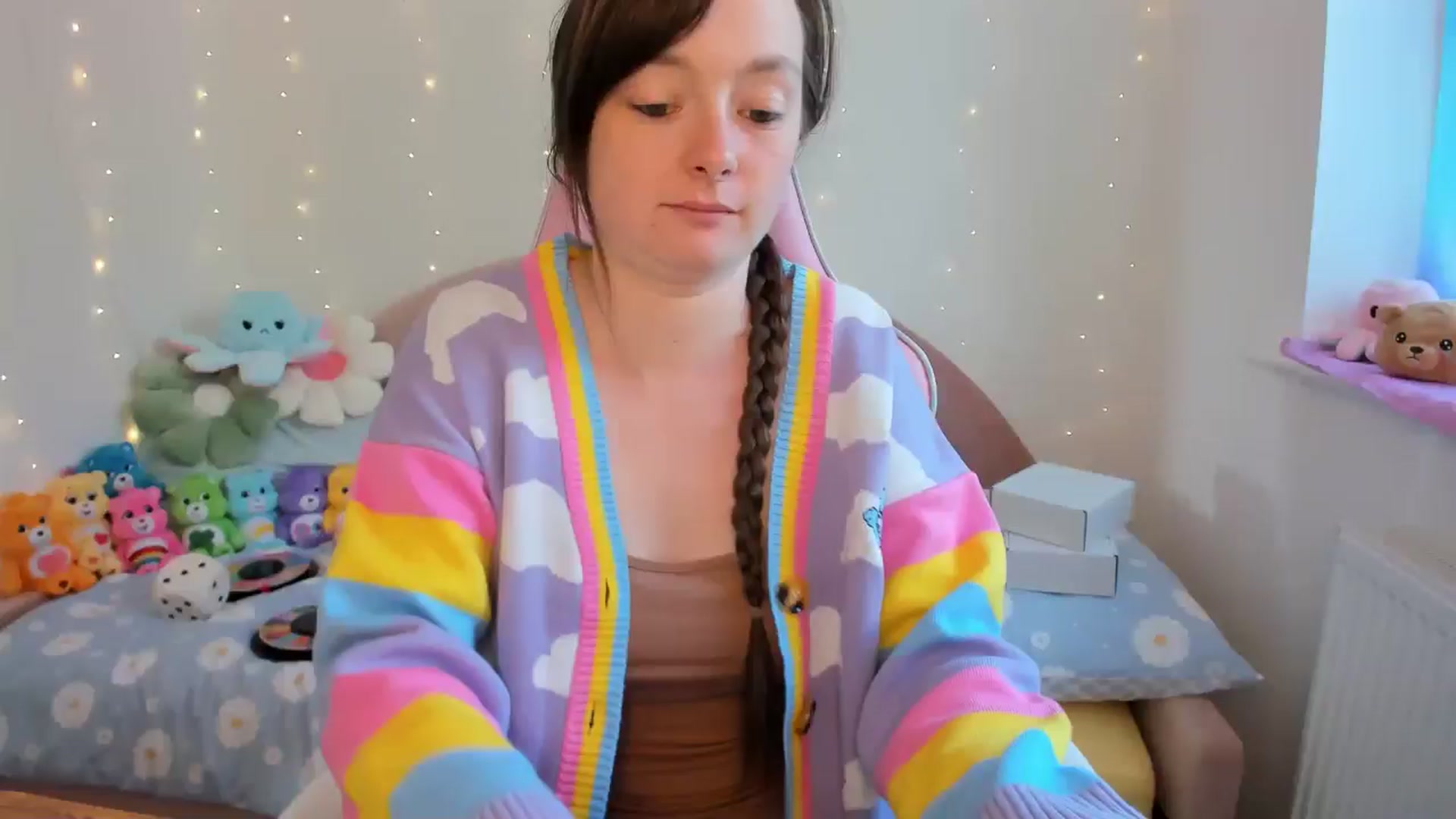Gallery image thumbnail from JessieBear_'s myfreecams stream on, 08/29/2024, 16:27 image 1 of 20