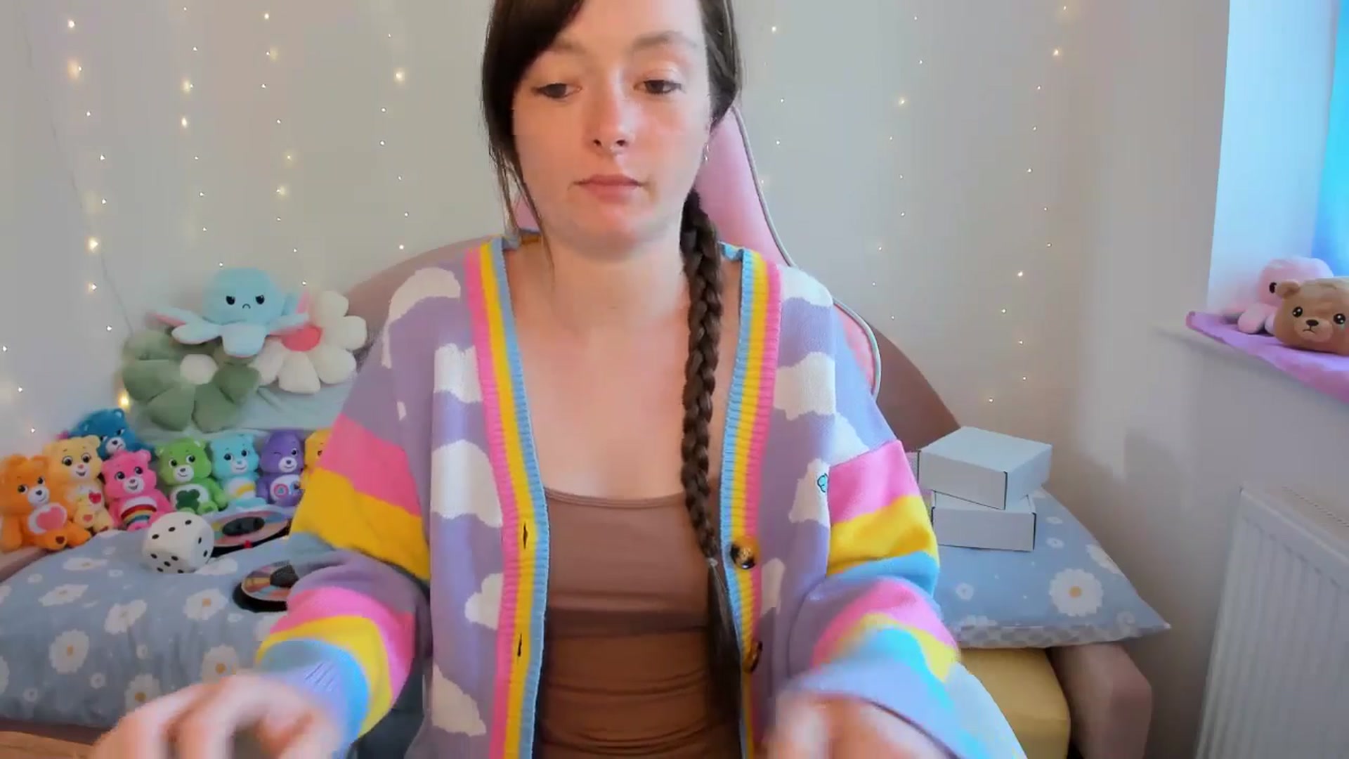 Gallery image thumbnail from JessieBear_'s myfreecams stream on, 08/29/2024, 16:27 image 2 of 20