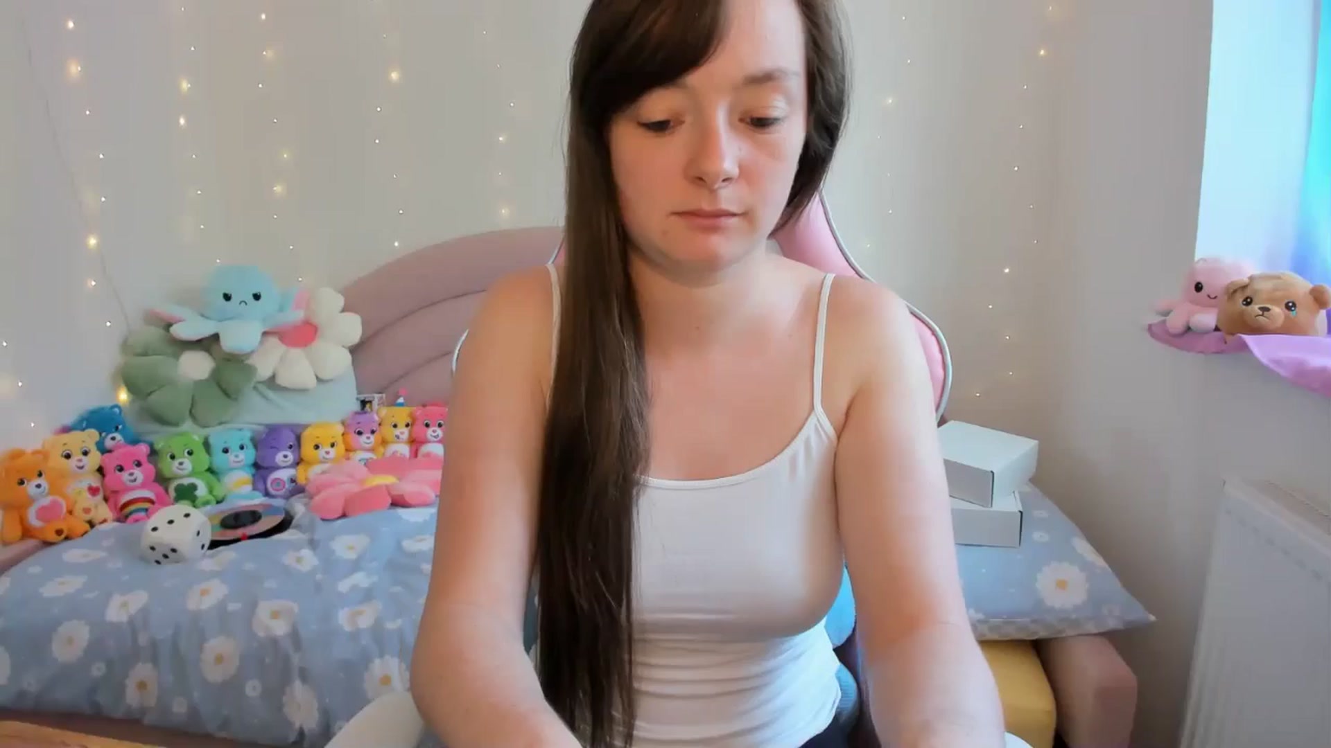 Gallery image thumbnail from JessieBear_'s myfreecams stream on, 08/30/2024, 14:21 image 4 of 20