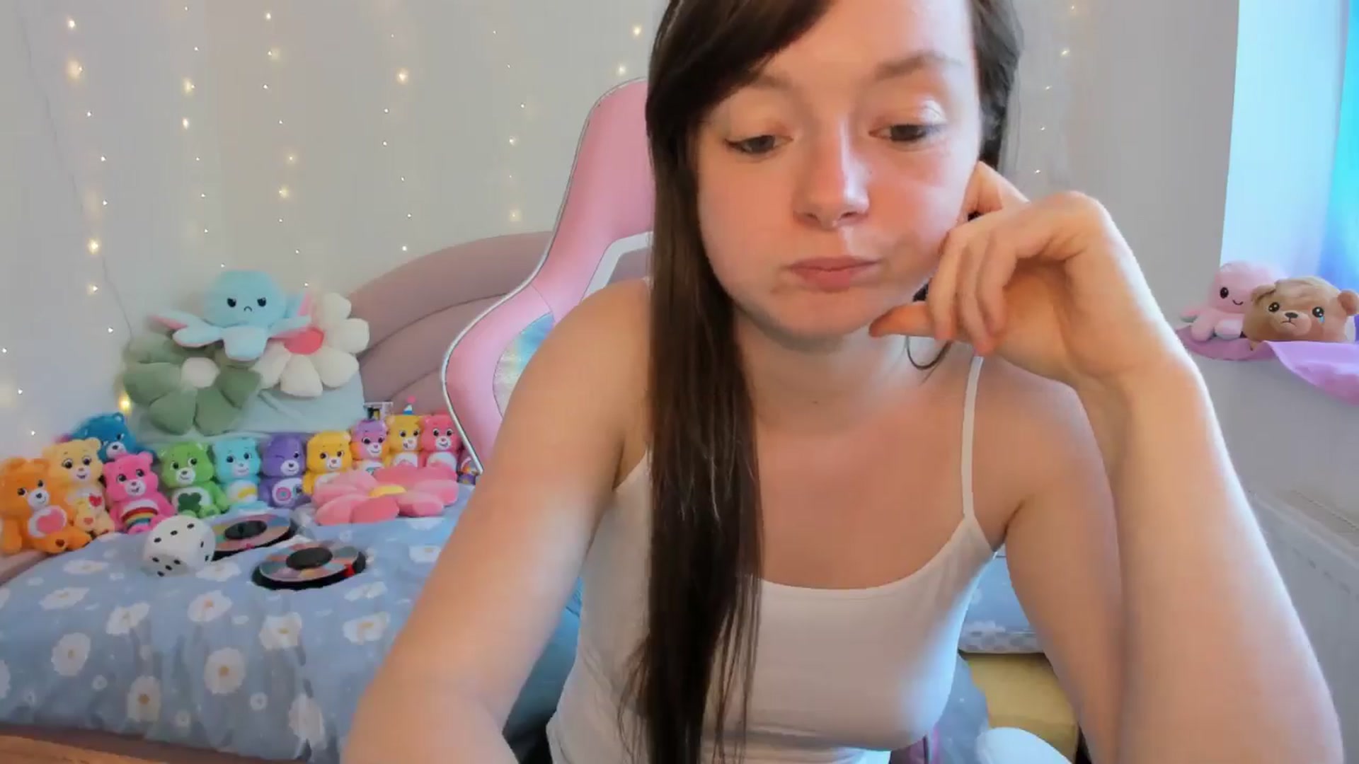 Gallery image thumbnail from JessieBear_'s myfreecams stream on, 08/30/2024, 14:52 image 5 of 20