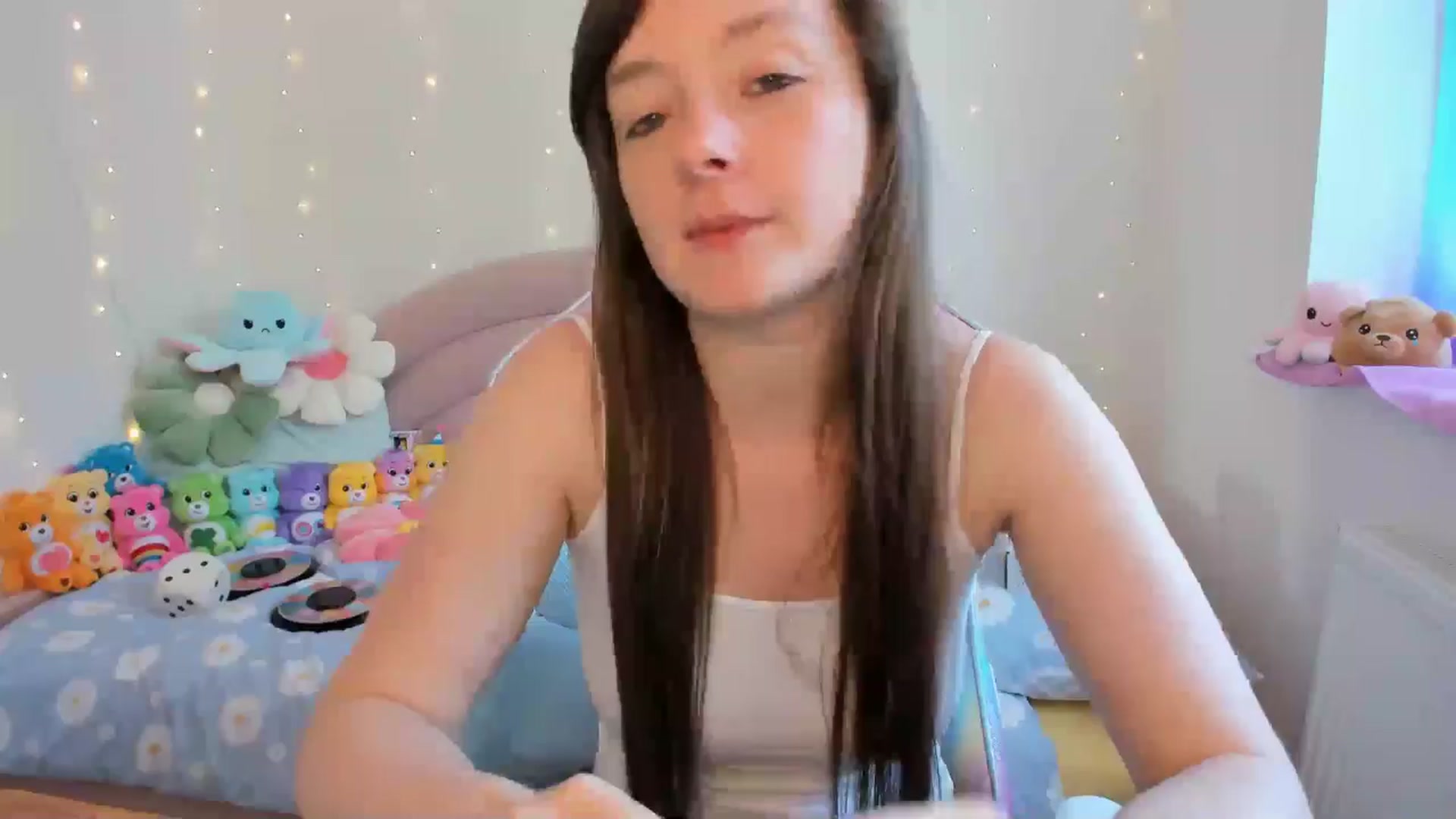 Gallery image thumbnail from JessieBear_'s myfreecams stream on, 08/30/2024, 14:52 image 15 of 20