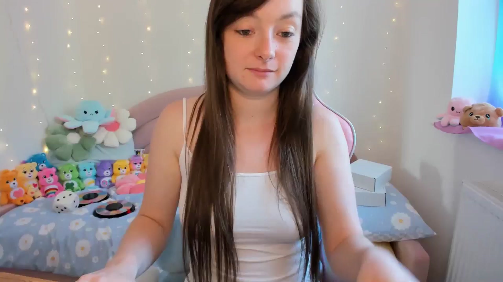 Gallery image thumbnail from JessieBear_'s myfreecams stream on, 08/30/2024, 16:09 image 12 of 20