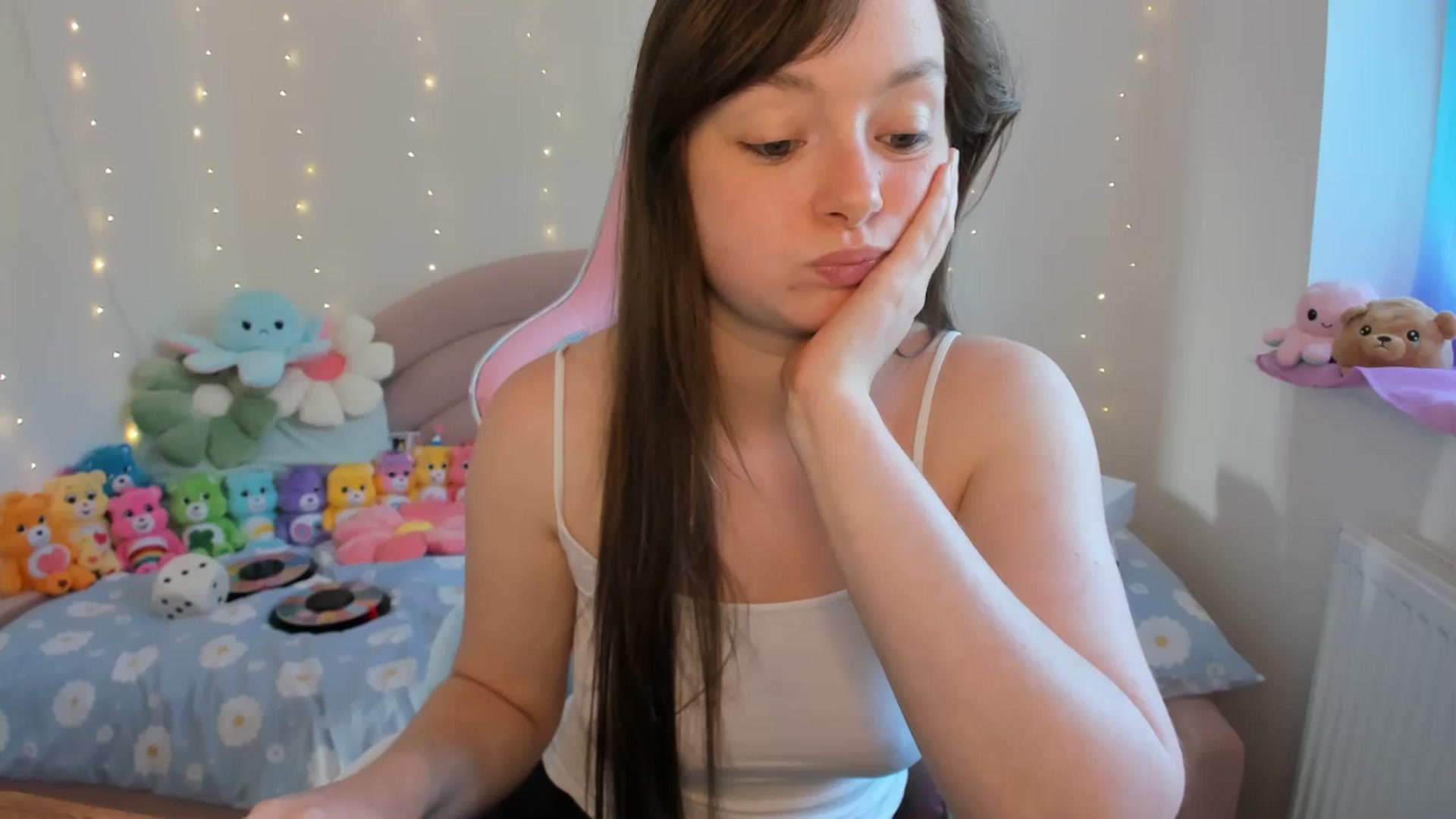 Gallery image thumbnail from JessieBear_'s myfreecams stream on, 08/30/2024, 16:24 image 20 of 20