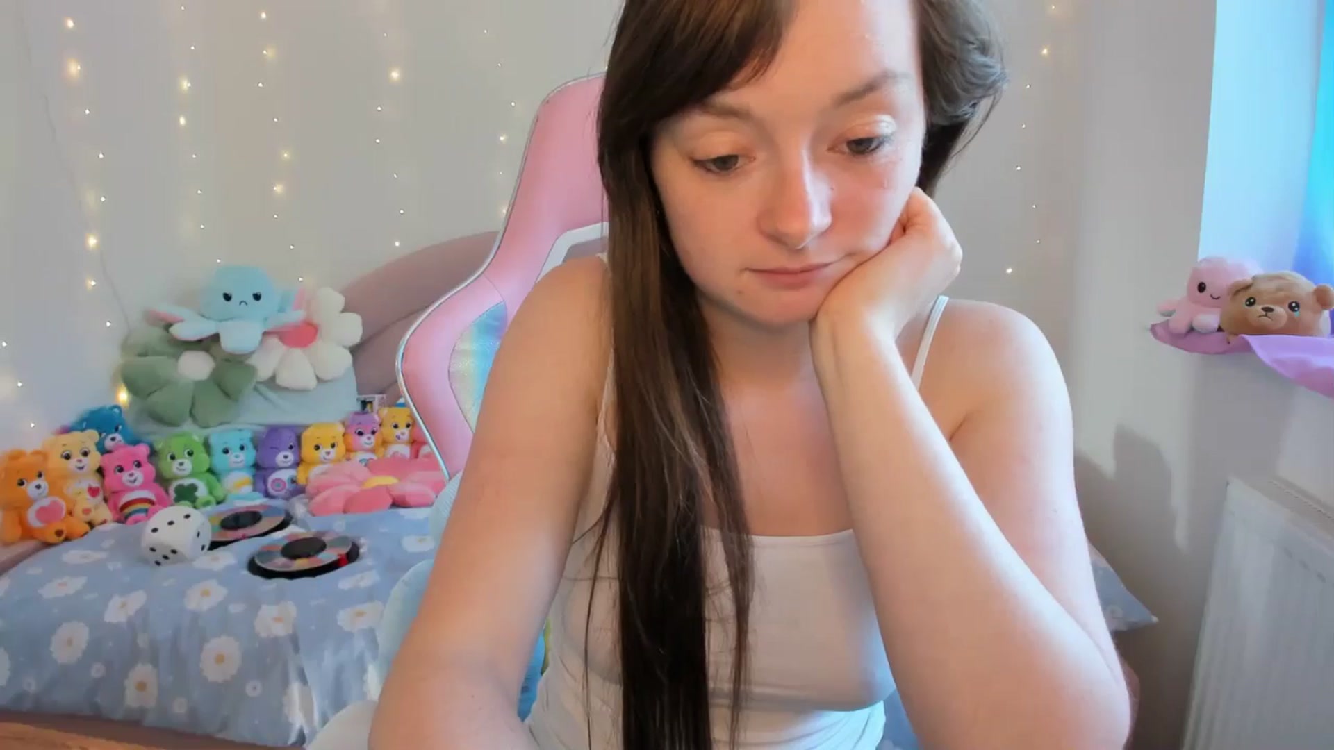 Gallery image thumbnail from JessieBear_'s myfreecams stream on, 08/30/2024, 16:24 image 13 of 20