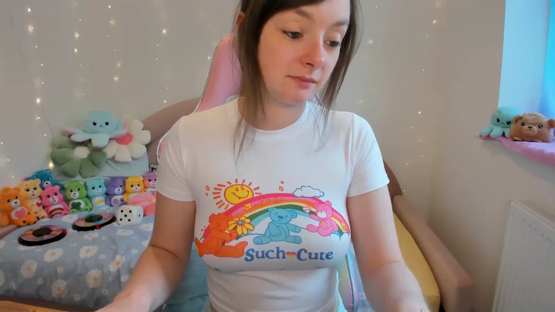 Gallery image thumbnail from JessieBear_'s myfreecams stream on, 09/02/2024, 12:38 image 14 of 20