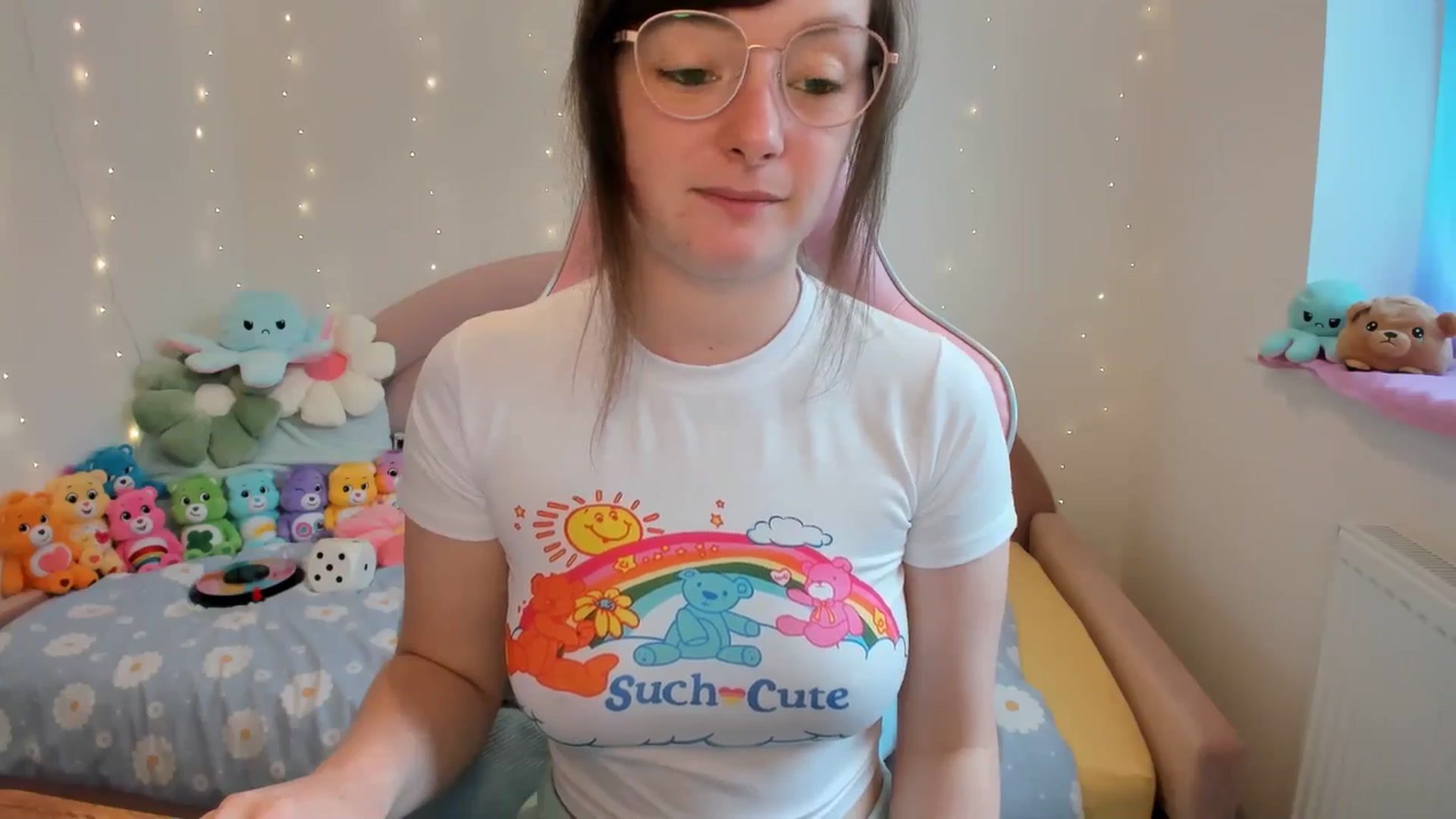 Gallery image thumbnail from JessieBear_'s myfreecams stream on, 09/02/2024, 15:15 image 7 of 20