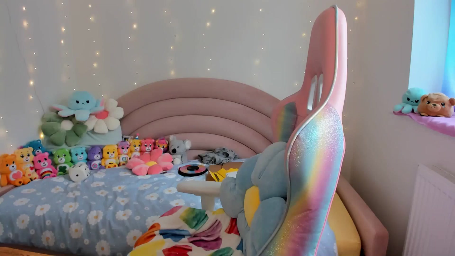 Gallery image thumbnail from JessieBear_'s myfreecams stream on, 09/02/2024, 17:02 image 1 of 20