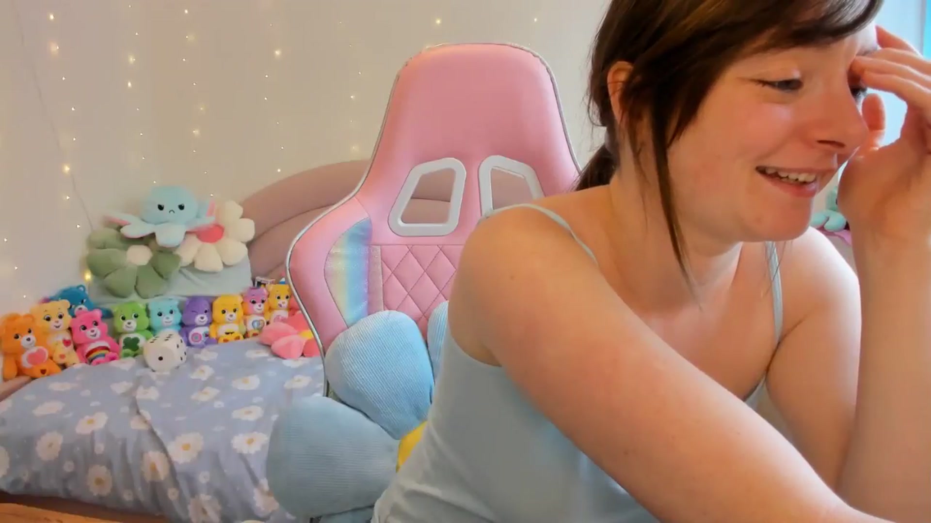 Gallery image thumbnail from JessieBear_'s myfreecams stream on, 09/03/2024, 13:46 image 19 of 20