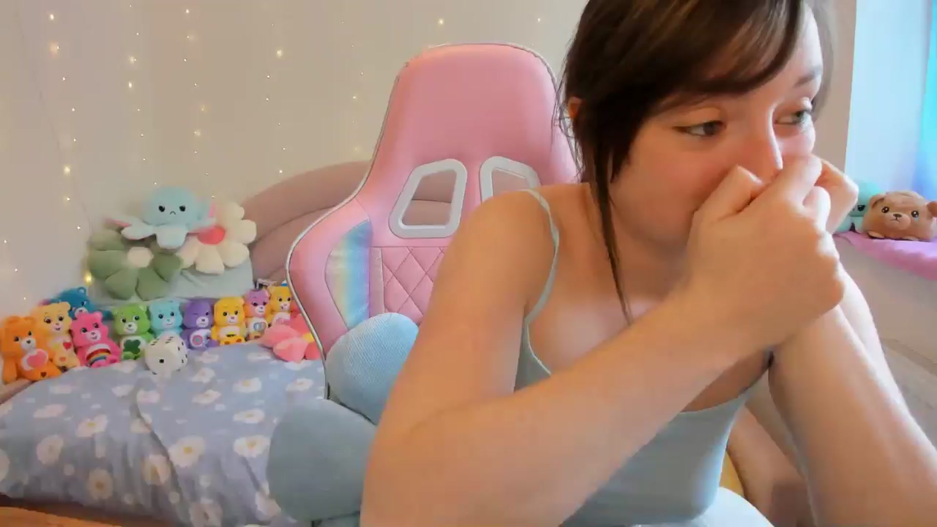 Gallery image thumbnail from JessieBear_'s myfreecams stream on, 09/03/2024, 13:46 image 20 of 20