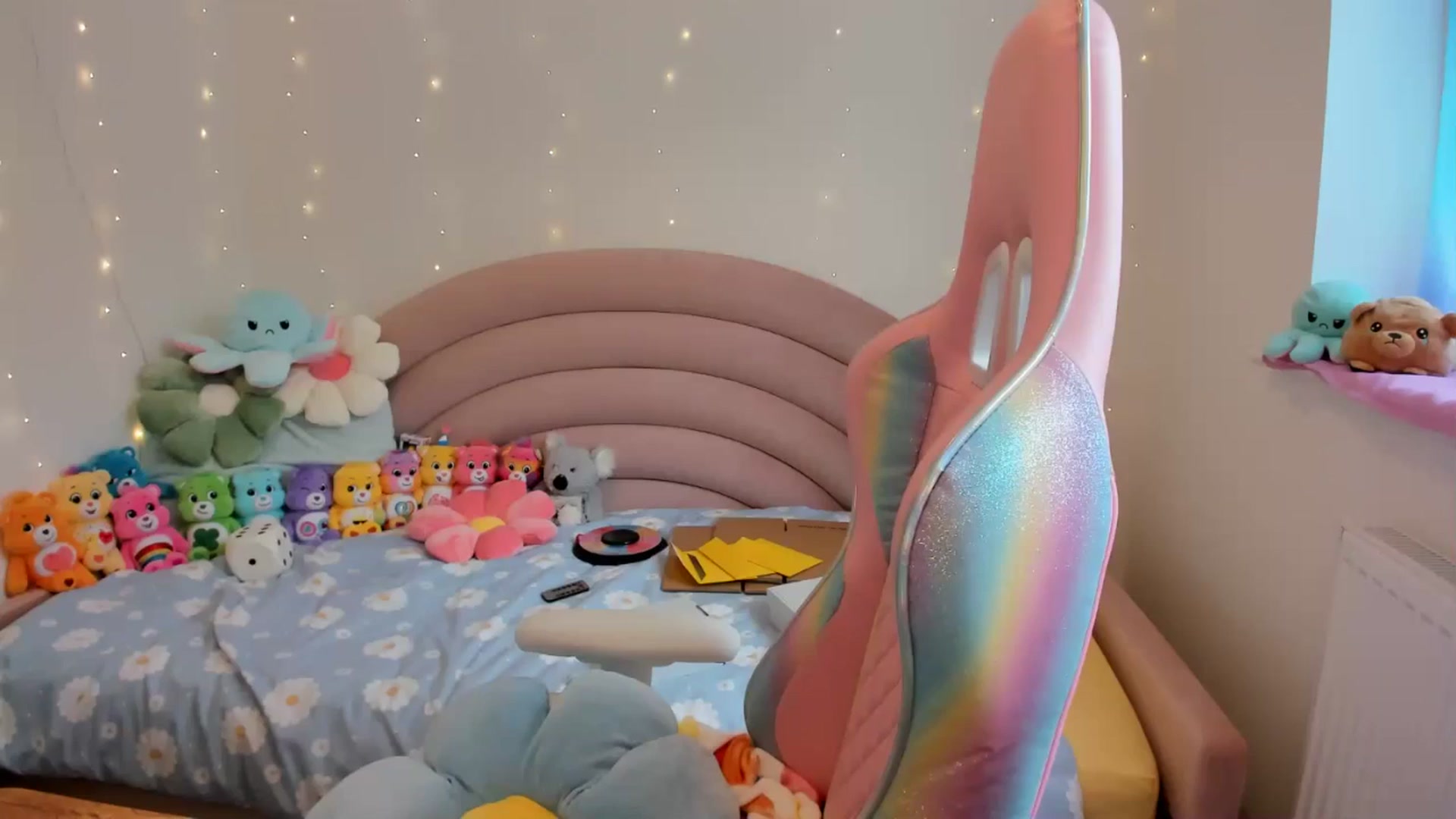 Gallery image thumbnail from JessieBear_'s myfreecams stream on, 09/03/2024, 16:09 image 13 of 20
