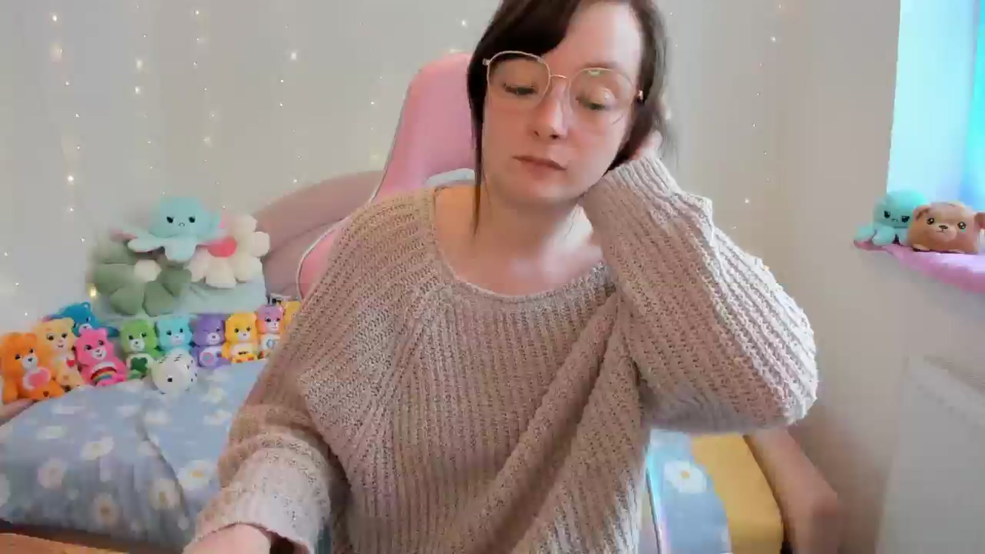 Gallery image thumbnail from JessieBear_'s myfreecams stream on, 09/03/2024, 16:09 image 8 of 20