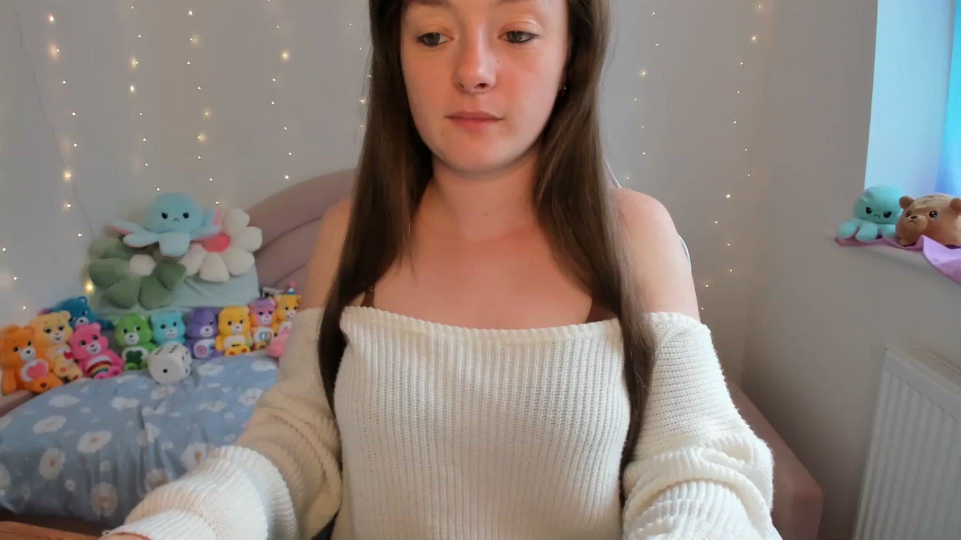 Gallery image thumbnail from JessieBear_'s myfreecams stream on, 09/05/2024, 14:10 image 9 of 20