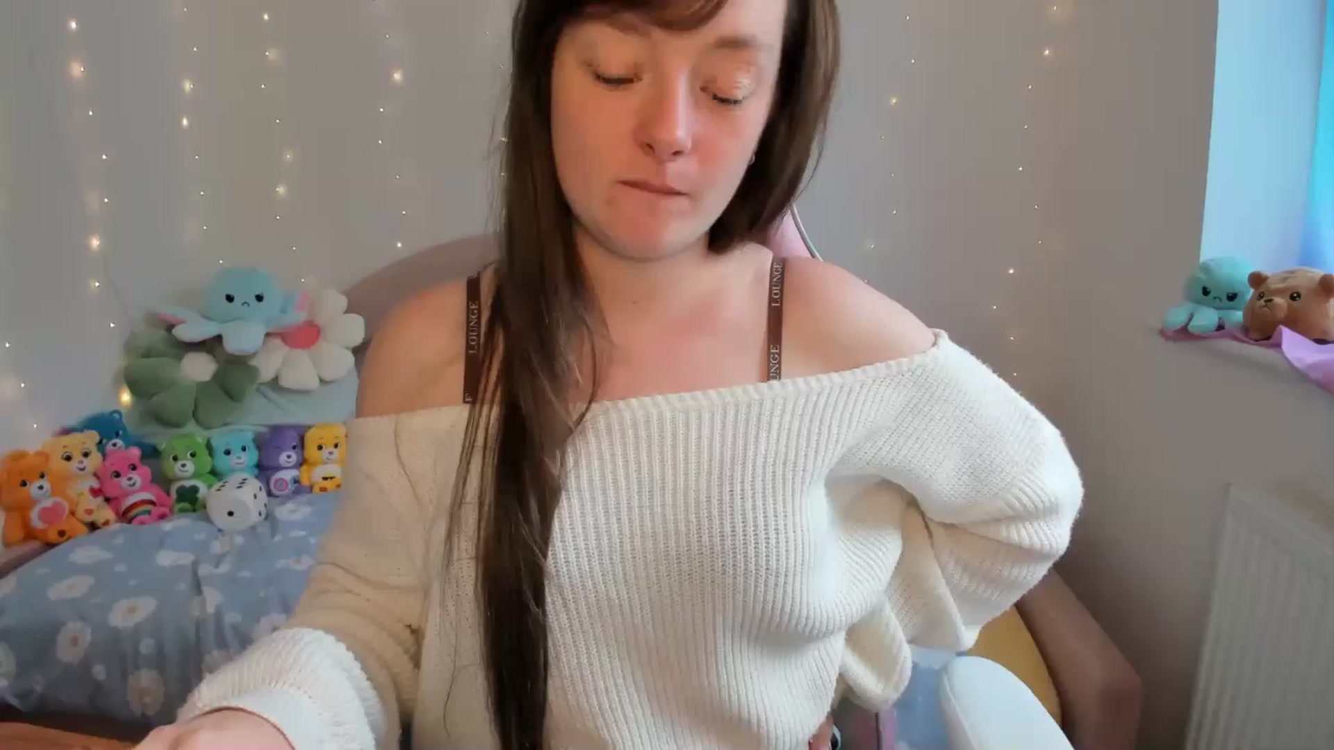 Gallery image thumbnail from JessieBear_'s myfreecams stream on, 09/05/2024, 15:06 image 3 of 20