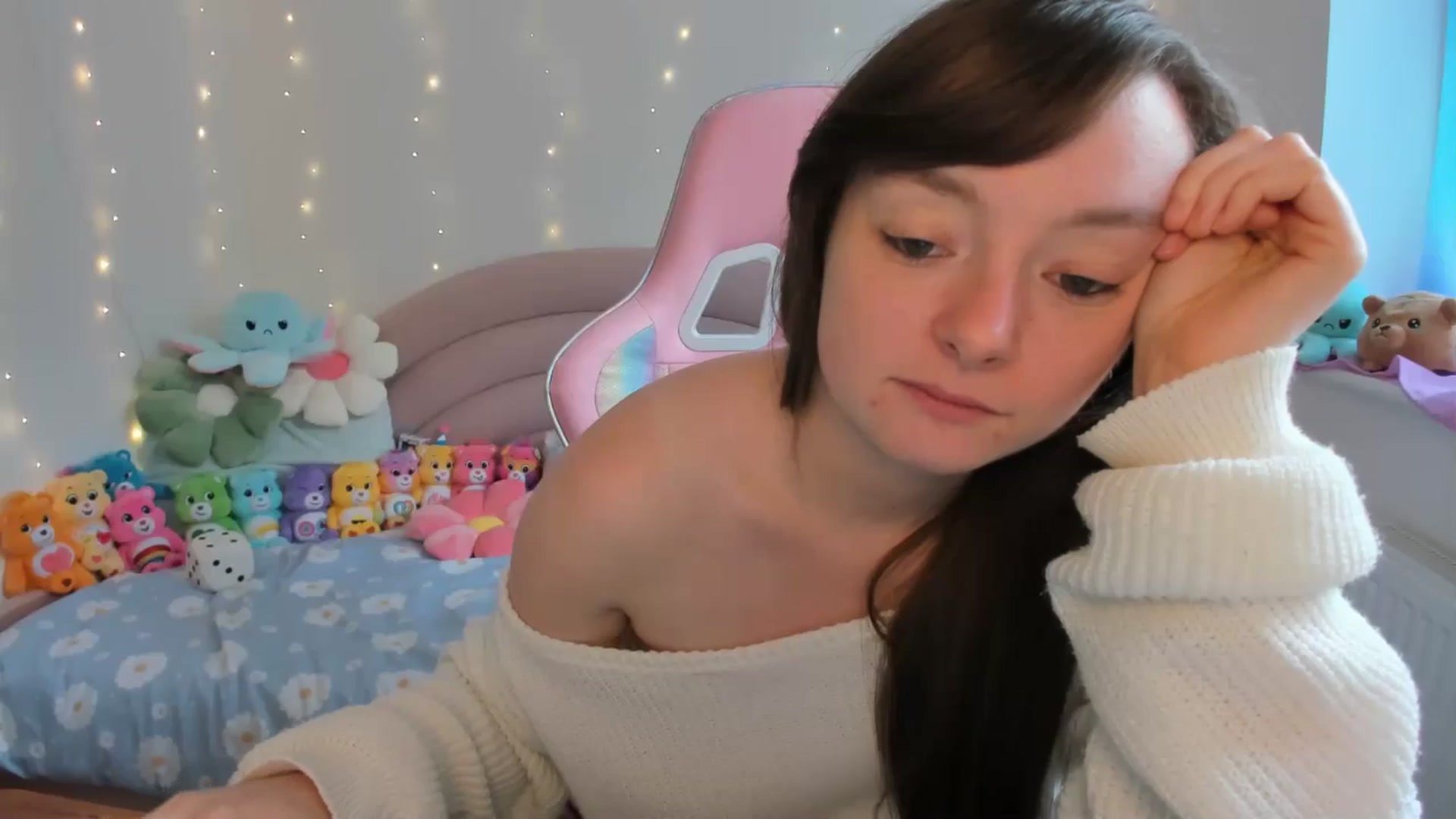Gallery image thumbnail from JessieBear_'s myfreecams stream on, 09/05/2024, 17:03 image 20 of 20
