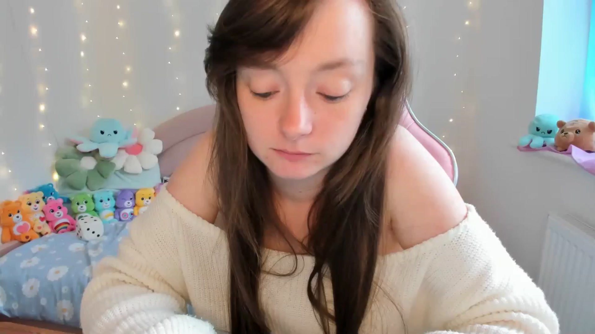 Gallery image thumbnail from JessieBear_'s myfreecams stream on, 09/05/2024, 17:03 image 1 of 20