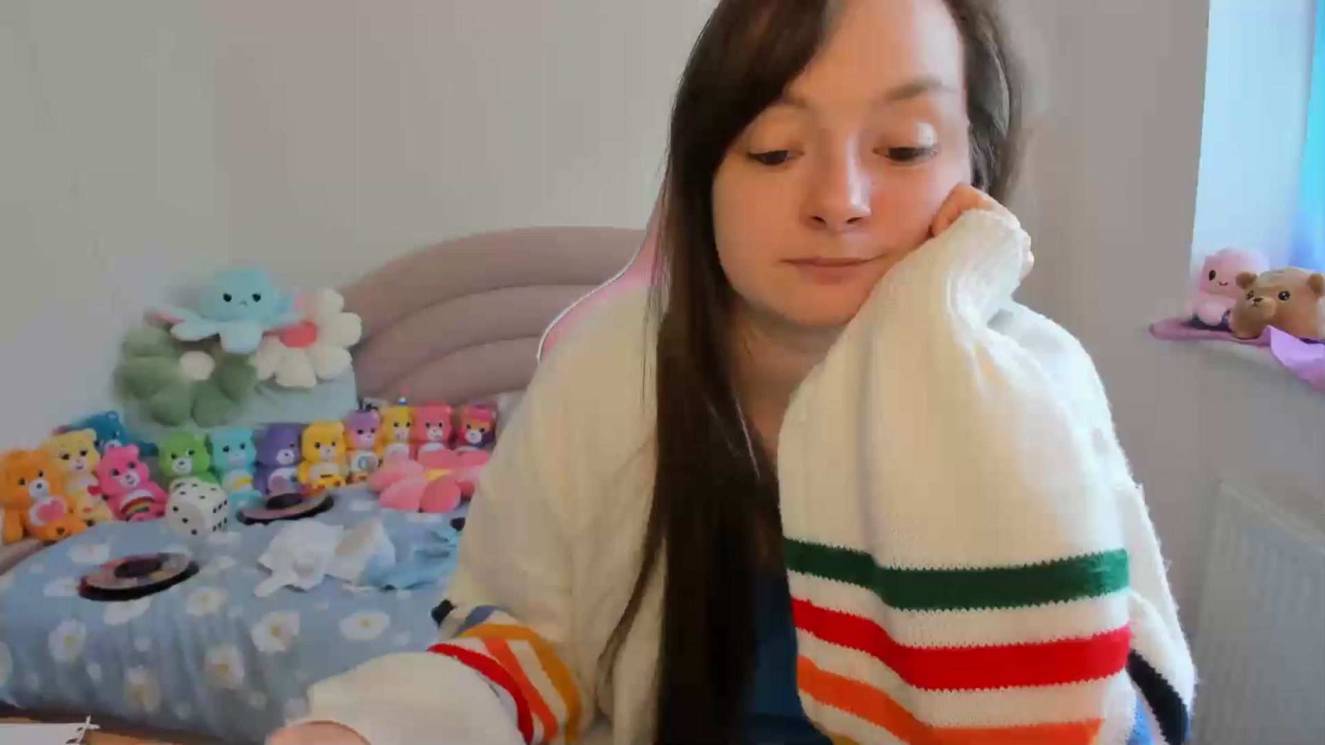 Gallery image thumbnail from JessieBear_'s myfreecams stream on, 09/11/2024, 15:04 image 8 of 20