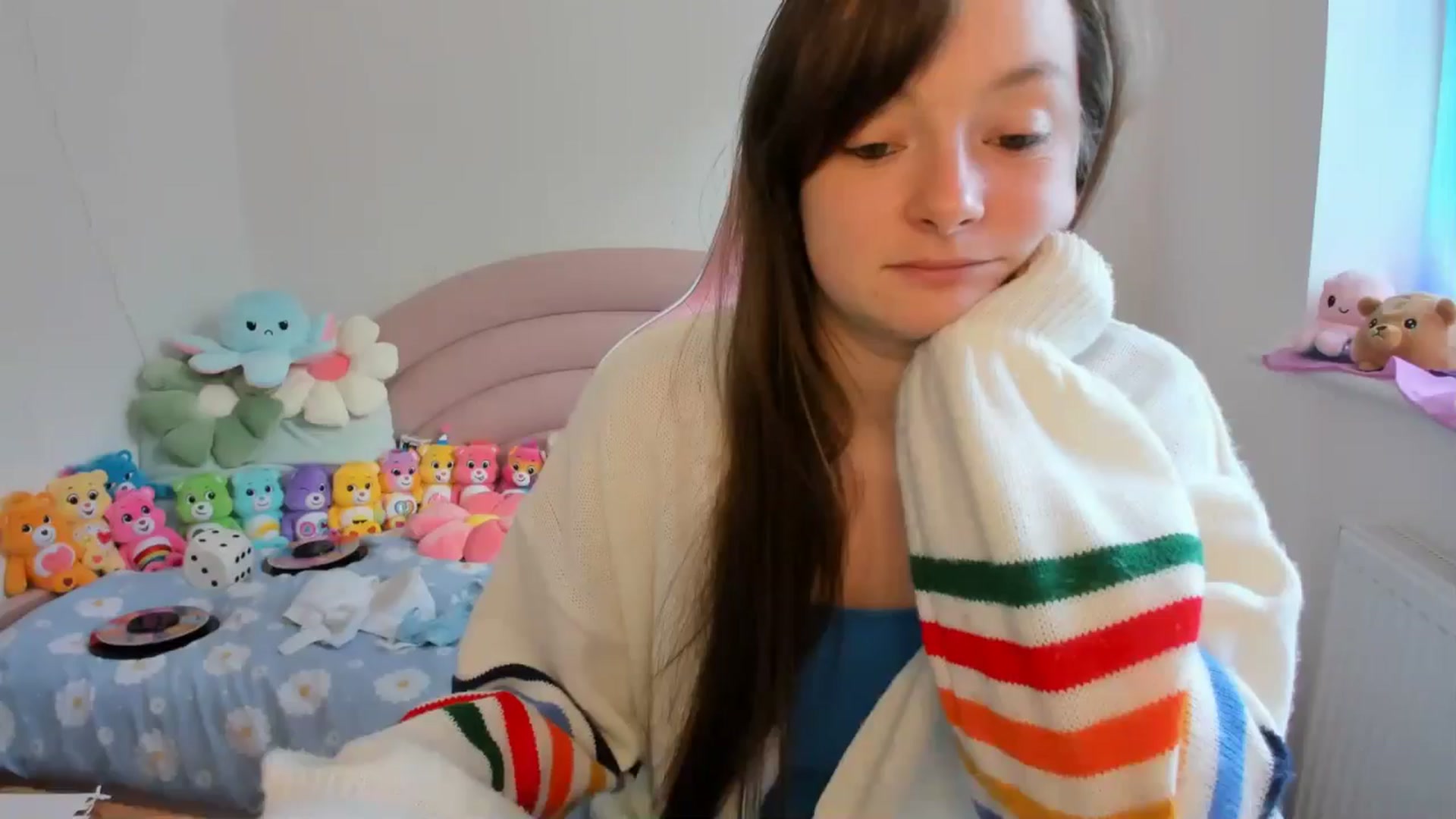 Gallery image thumbnail from JessieBear_'s myfreecams stream on, 09/11/2024, 15:04 image 4 of 20