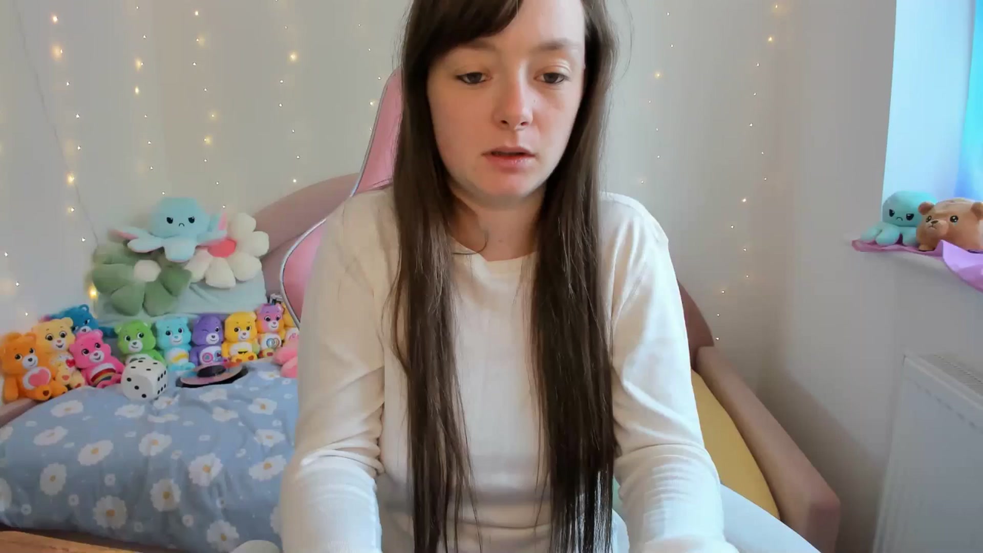 Gallery image thumbnail from JessieBear_'s myfreecams stream on, 09/16/2024, 15:05 image 1 of 20