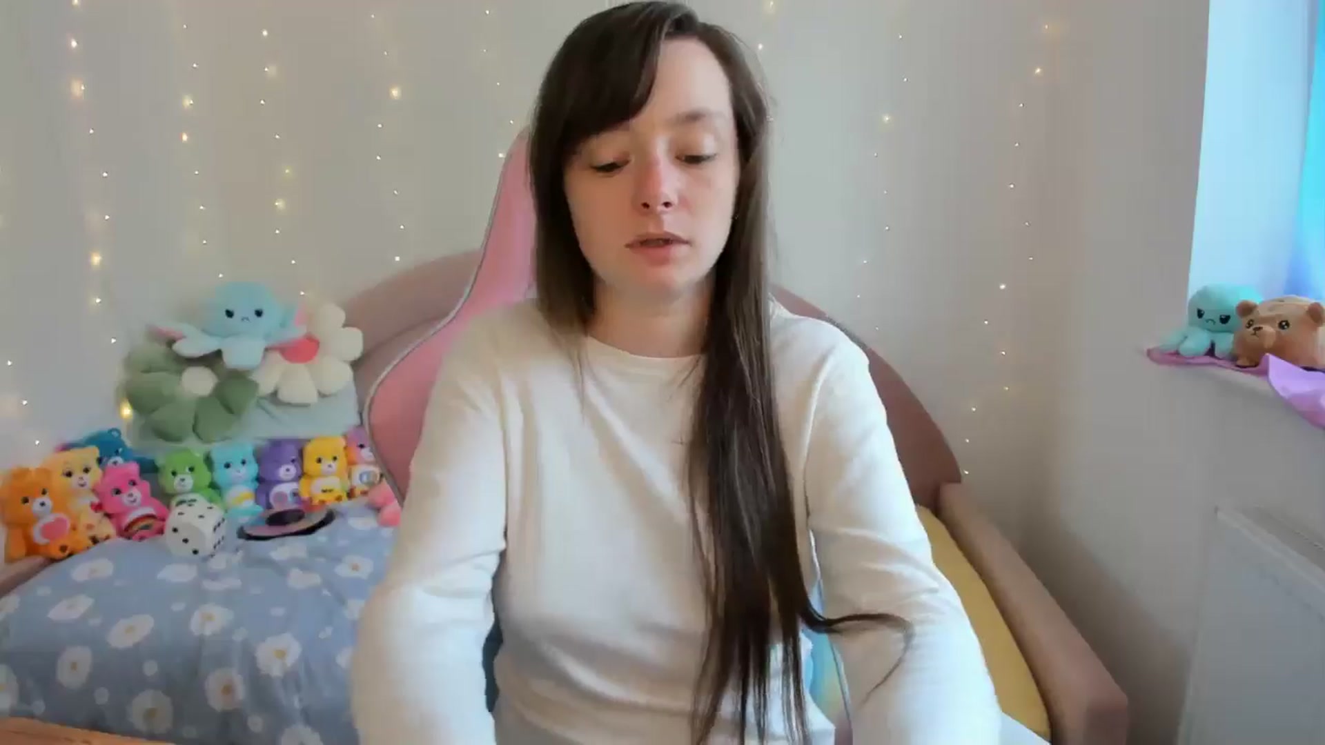 Gallery image thumbnail from JessieBear_'s myfreecams stream on, 09/16/2024, 15:05 image 16 of 20