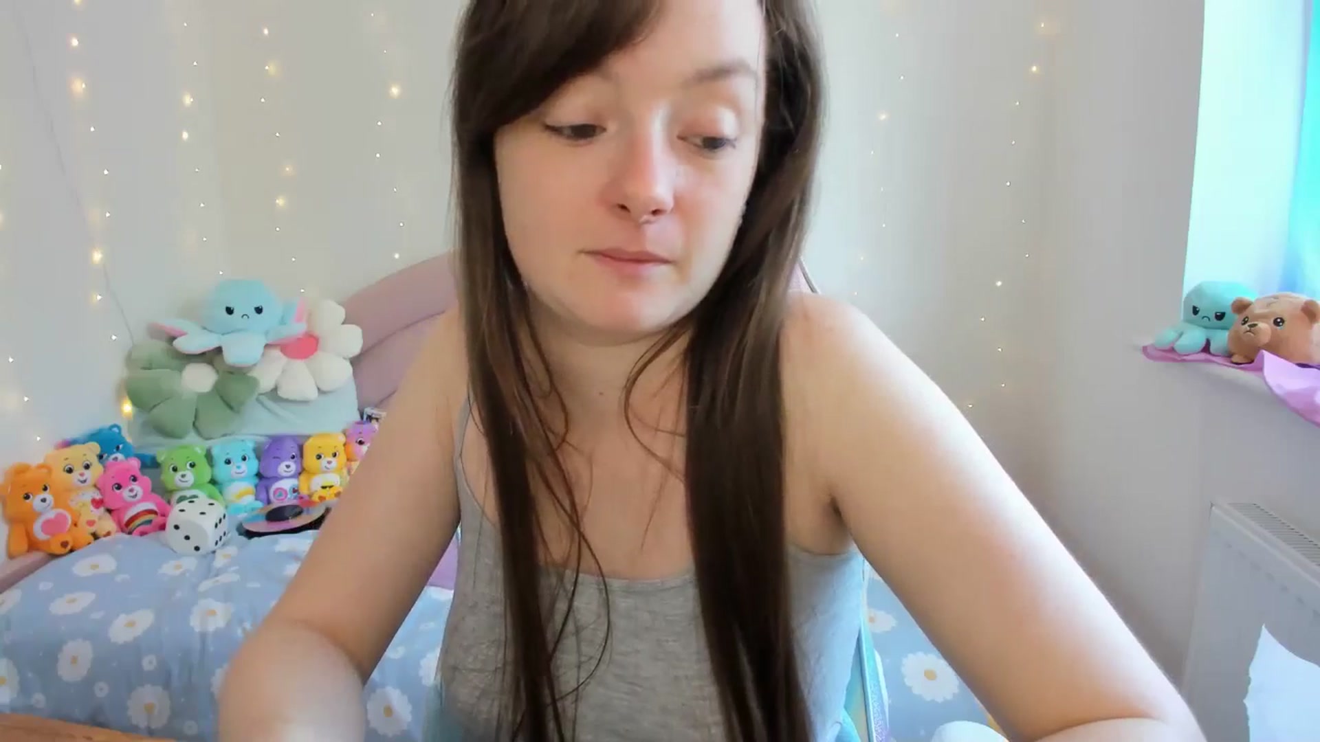 Gallery image thumbnail from JessieBear_'s myfreecams stream on, 09/17/2024, 13:56 image 5 of 20