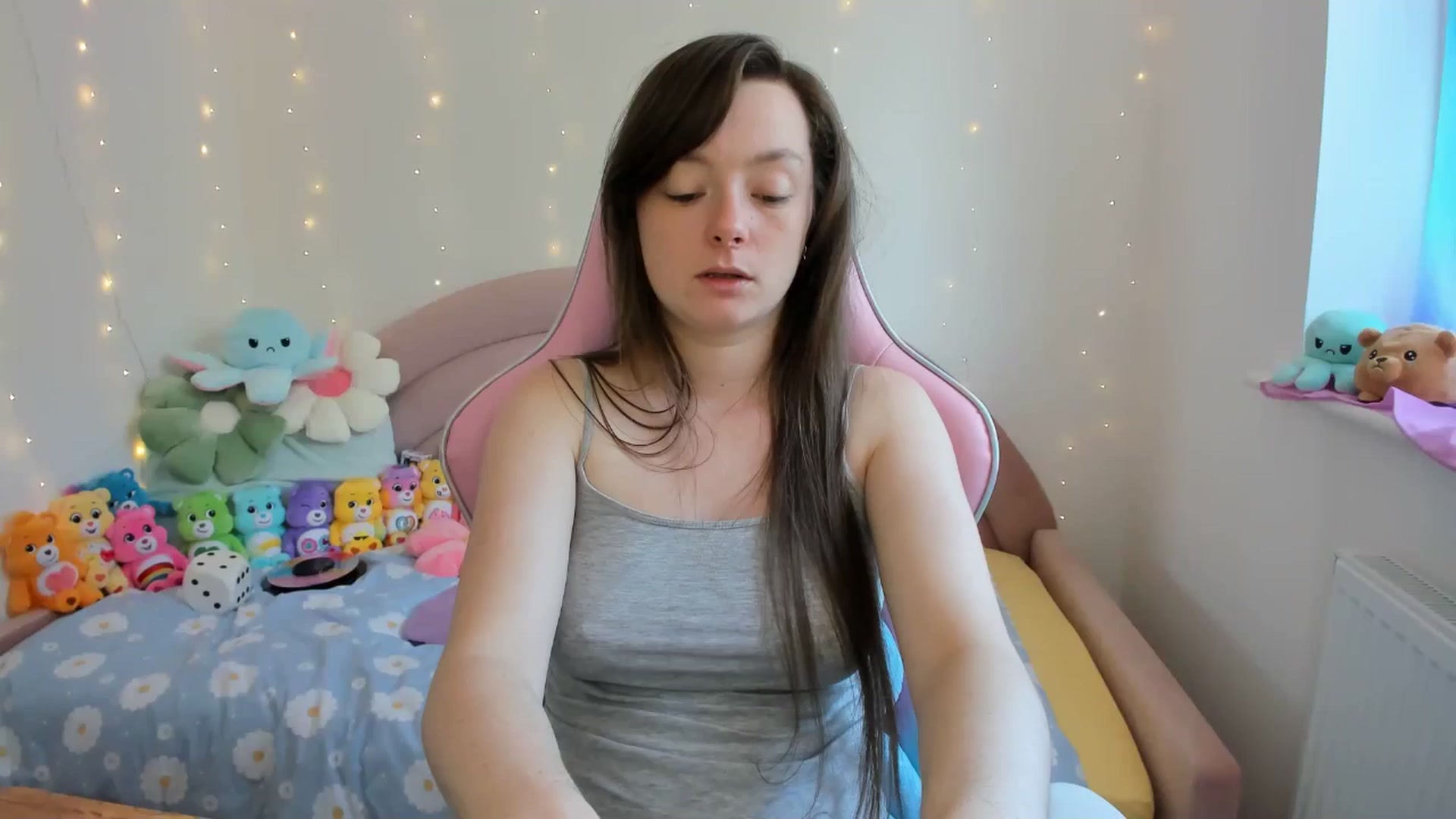 Gallery image thumbnail from JessieBear_'s myfreecams stream on, 09/17/2024, 13:56 image 19 of 20