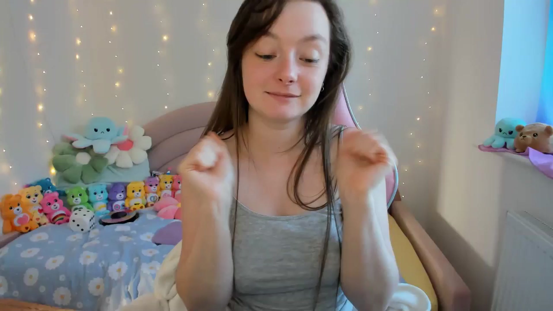Gallery image thumbnail from JessieBear_'s myfreecams stream on, 09/17/2024, 17:09 image 20 of 20