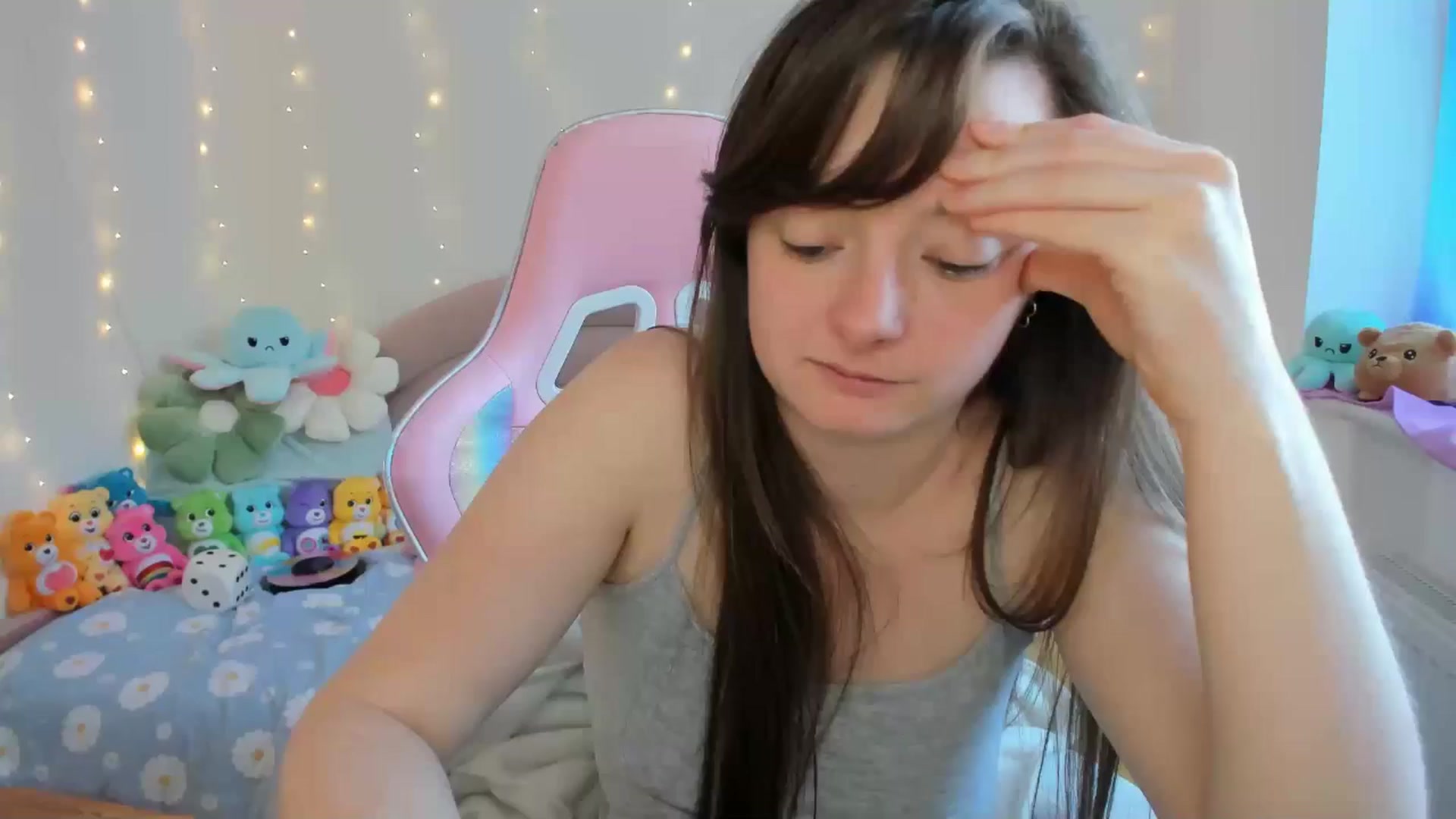Gallery image thumbnail from JessieBear_'s myfreecams stream on, 09/17/2024, 17:09 image 1 of 20