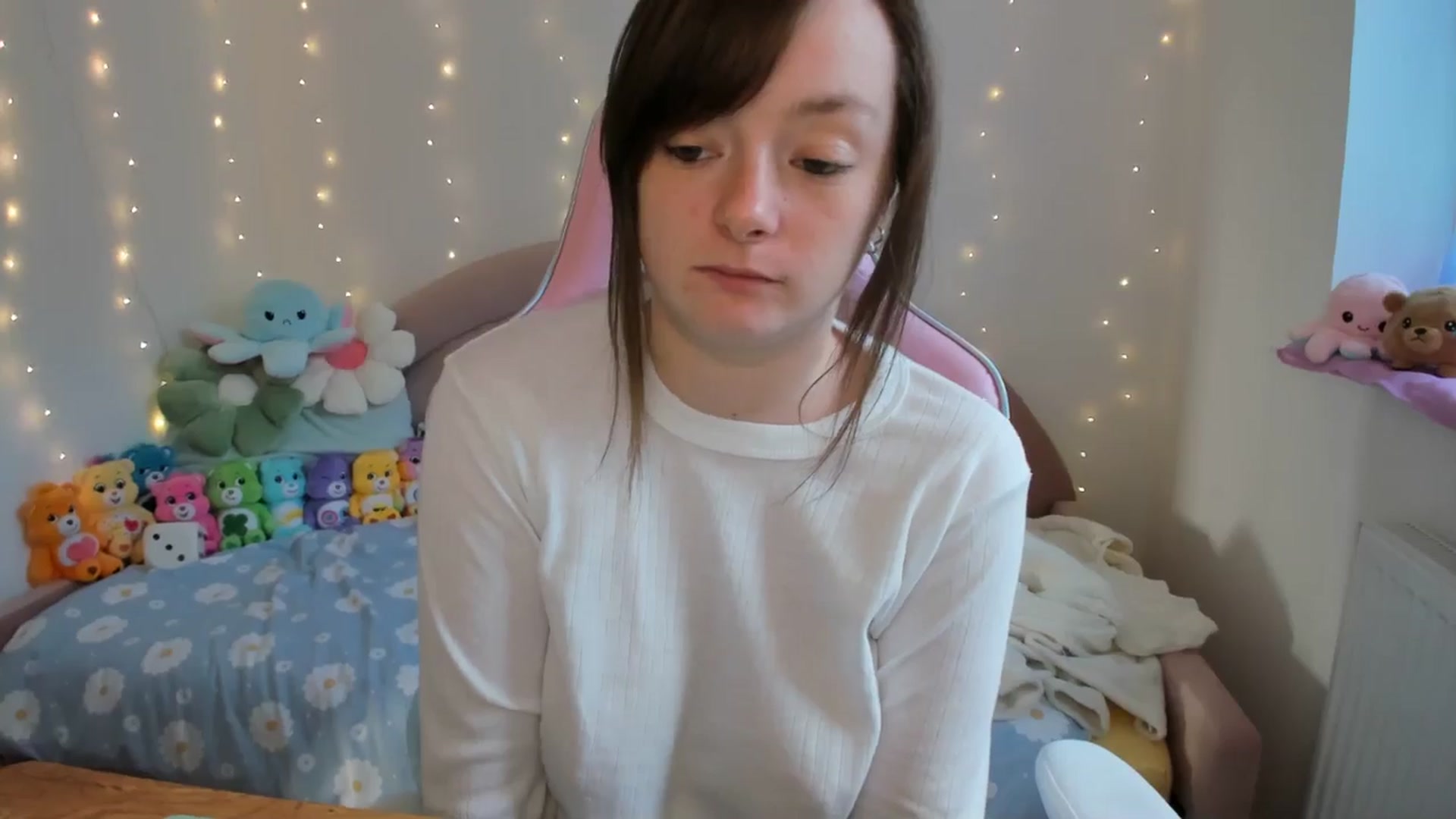 Gallery image thumbnail from JessieBear_'s myfreecams stream on, 09/27/2024, 16:55 image 15 of 20