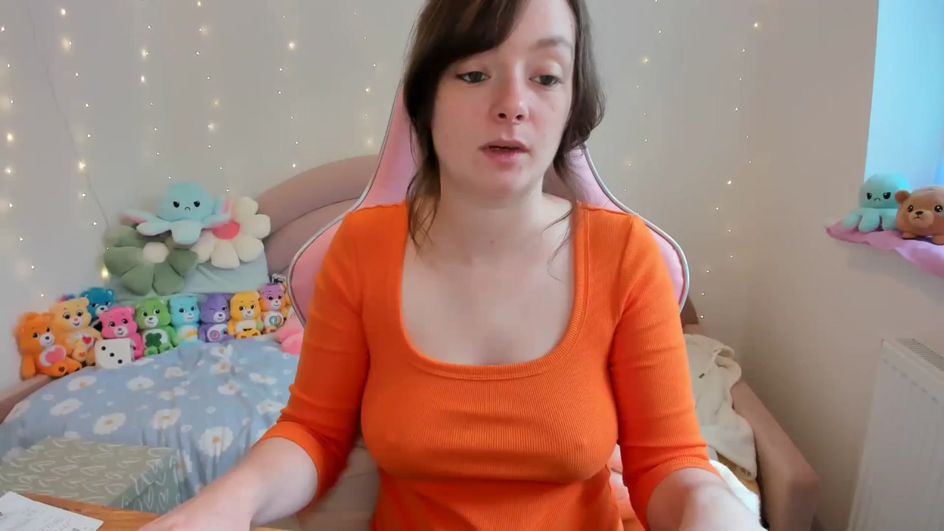 Gallery image thumbnail from JessieBear_'s myfreecams stream on, 10/03/2024, 13:50 image 11 of 20
