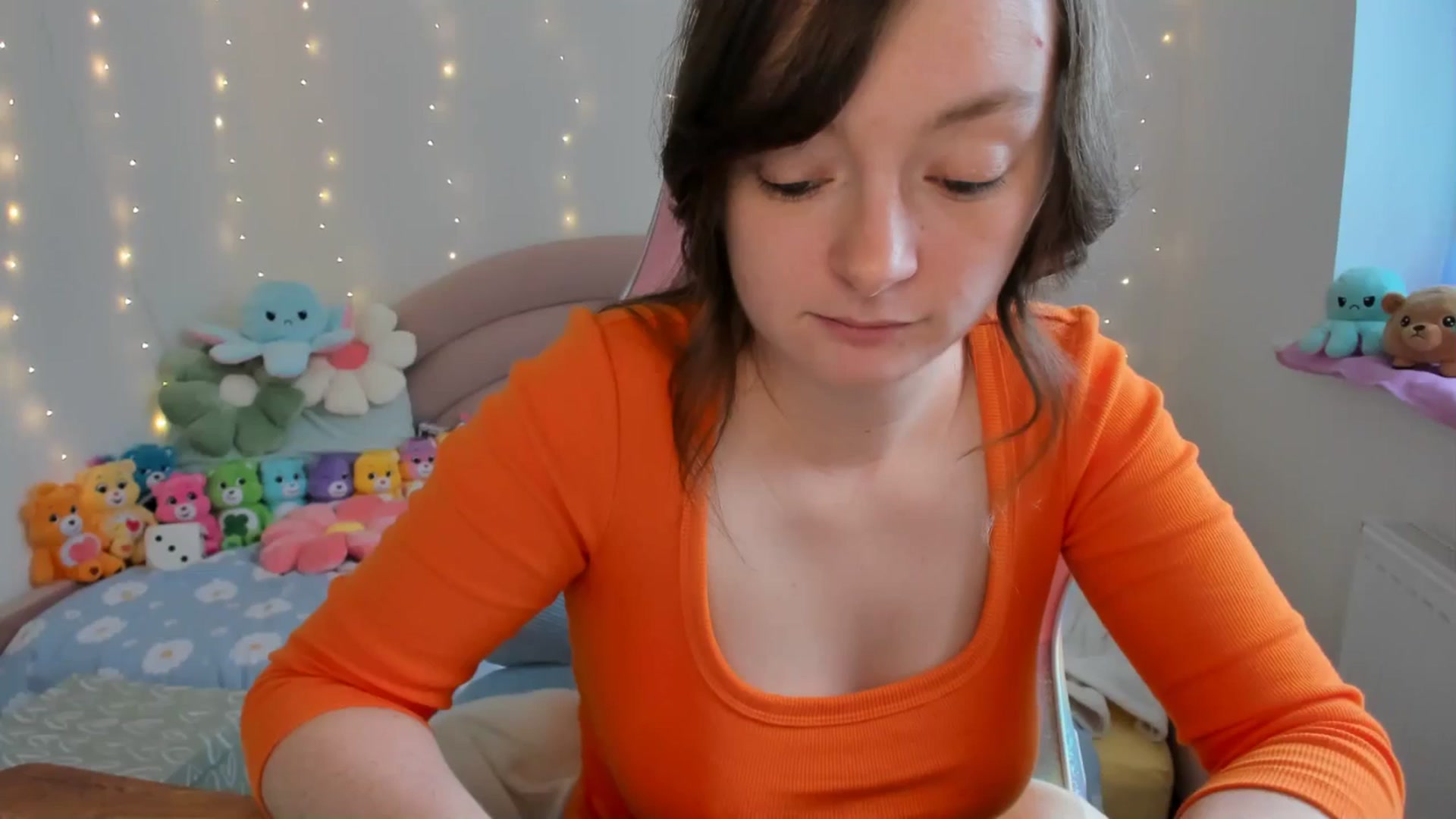 Gallery image thumbnail from JessieBear_'s myfreecams stream on, 10/03/2024, 17:04 image 3 of 20